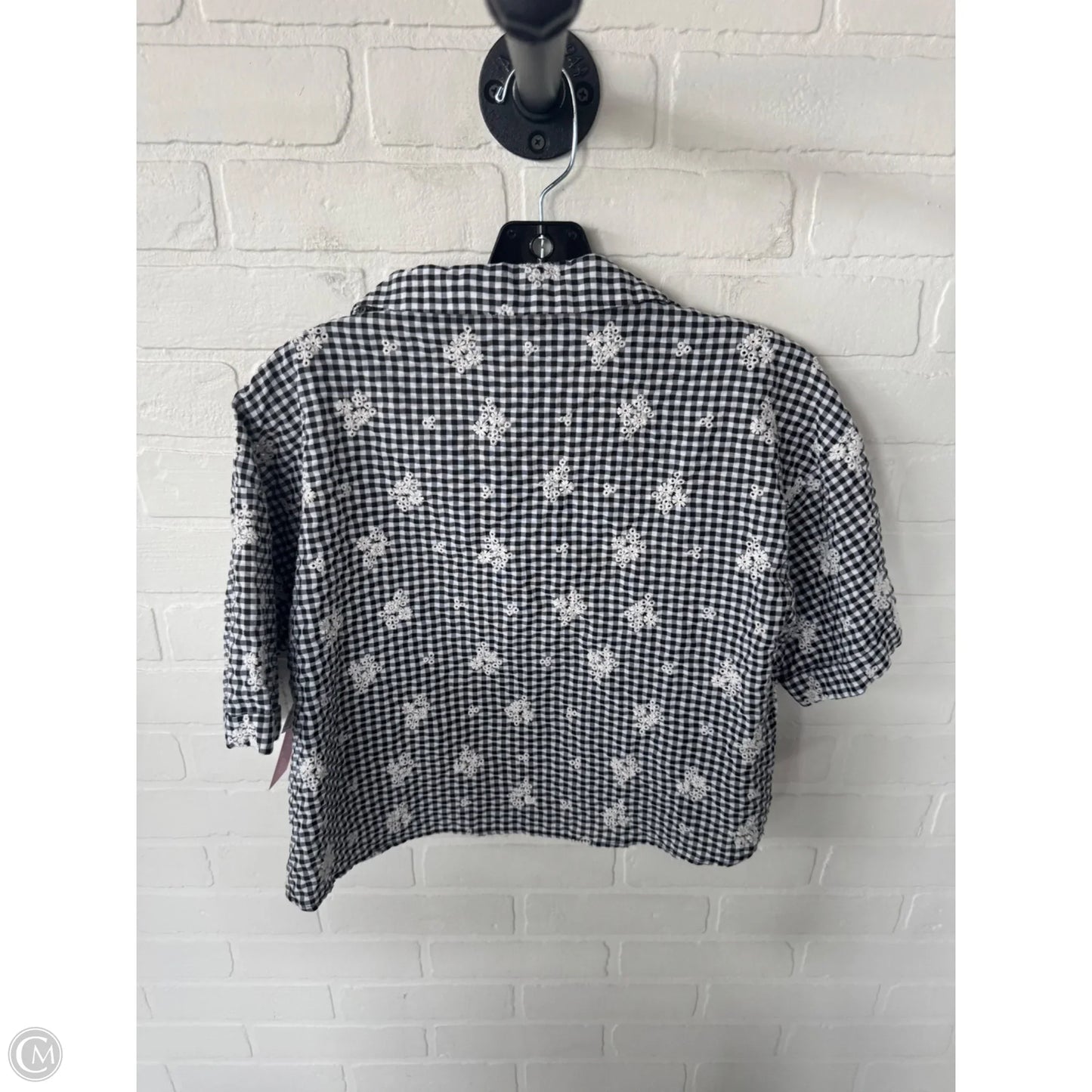 Top Short Sleeve By Zara In Black & White, Size: S