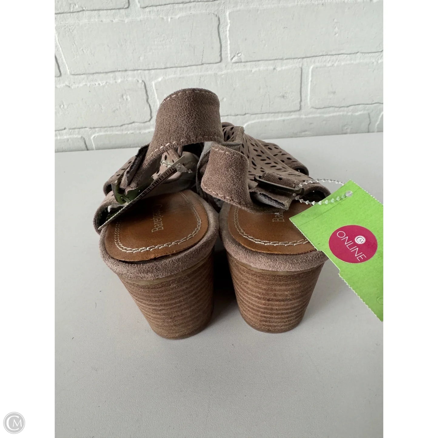 Sandals Heels Block By Bare Traps In Brown, Size: 9