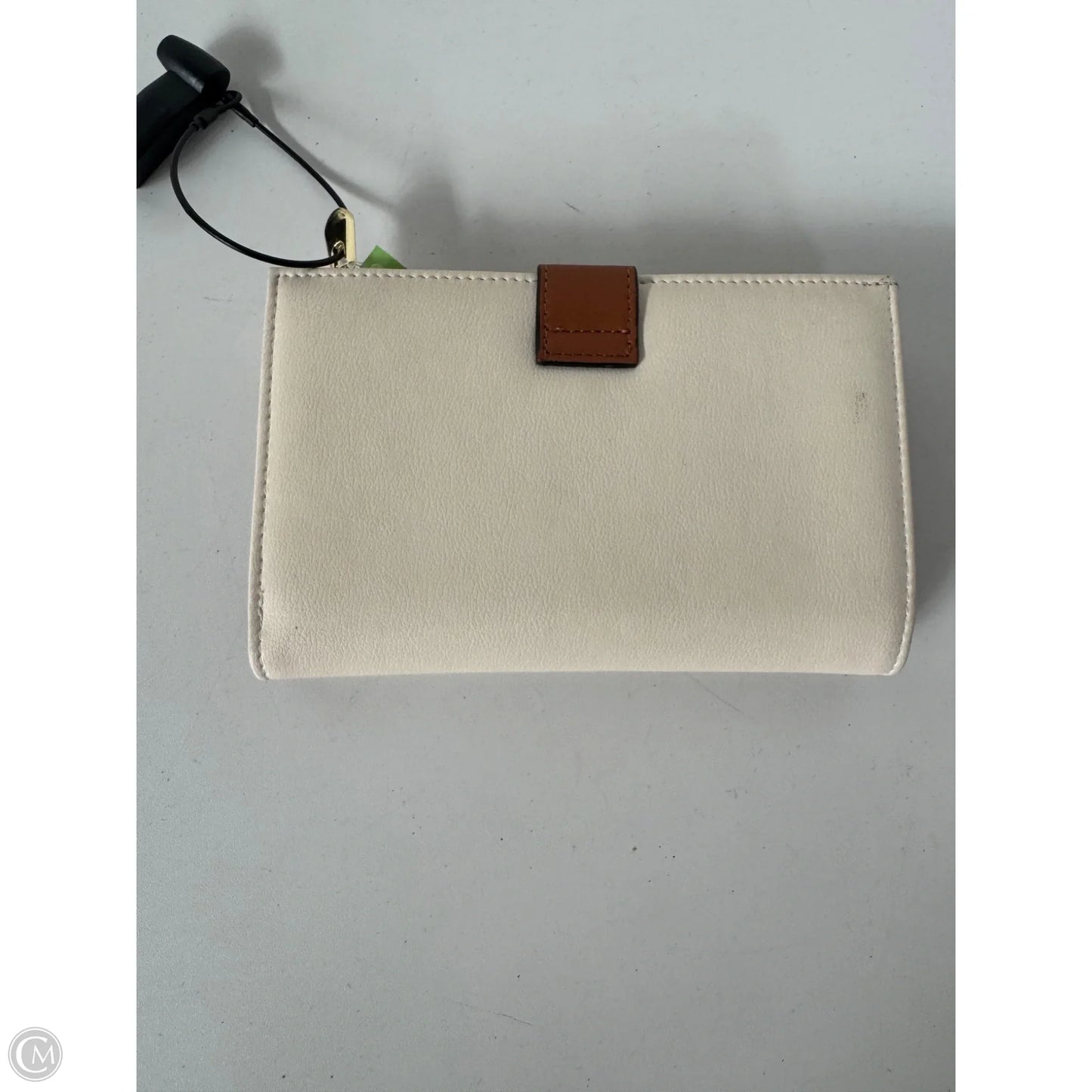 Wallet By Clothes Mentor, Size: Medium
