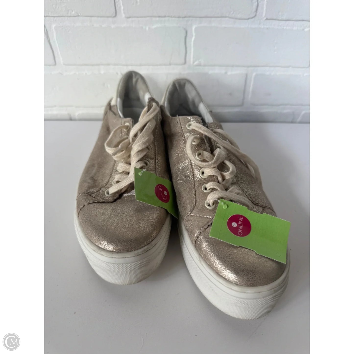 Shoes Sneakers By Paige In Gold, Size: 9.5