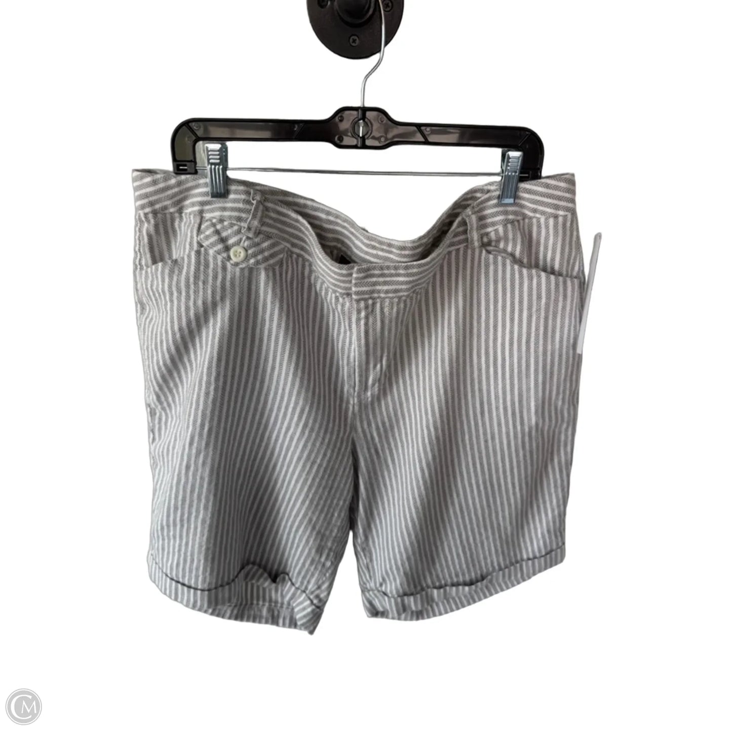 Shorts By Inc In Grey & White, Size: 18