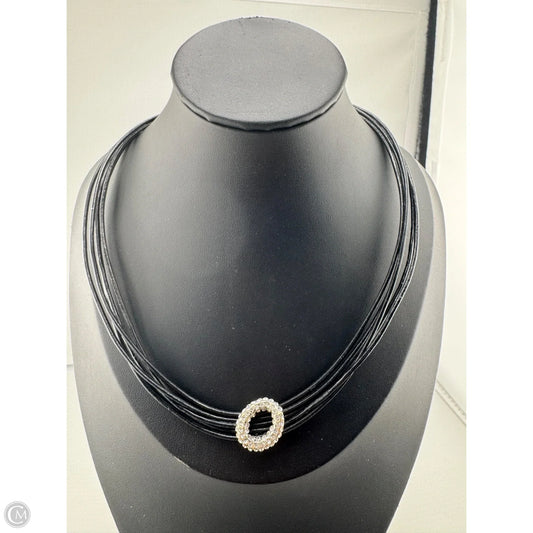 Necklace Choker & Collar By Clothes Mentor