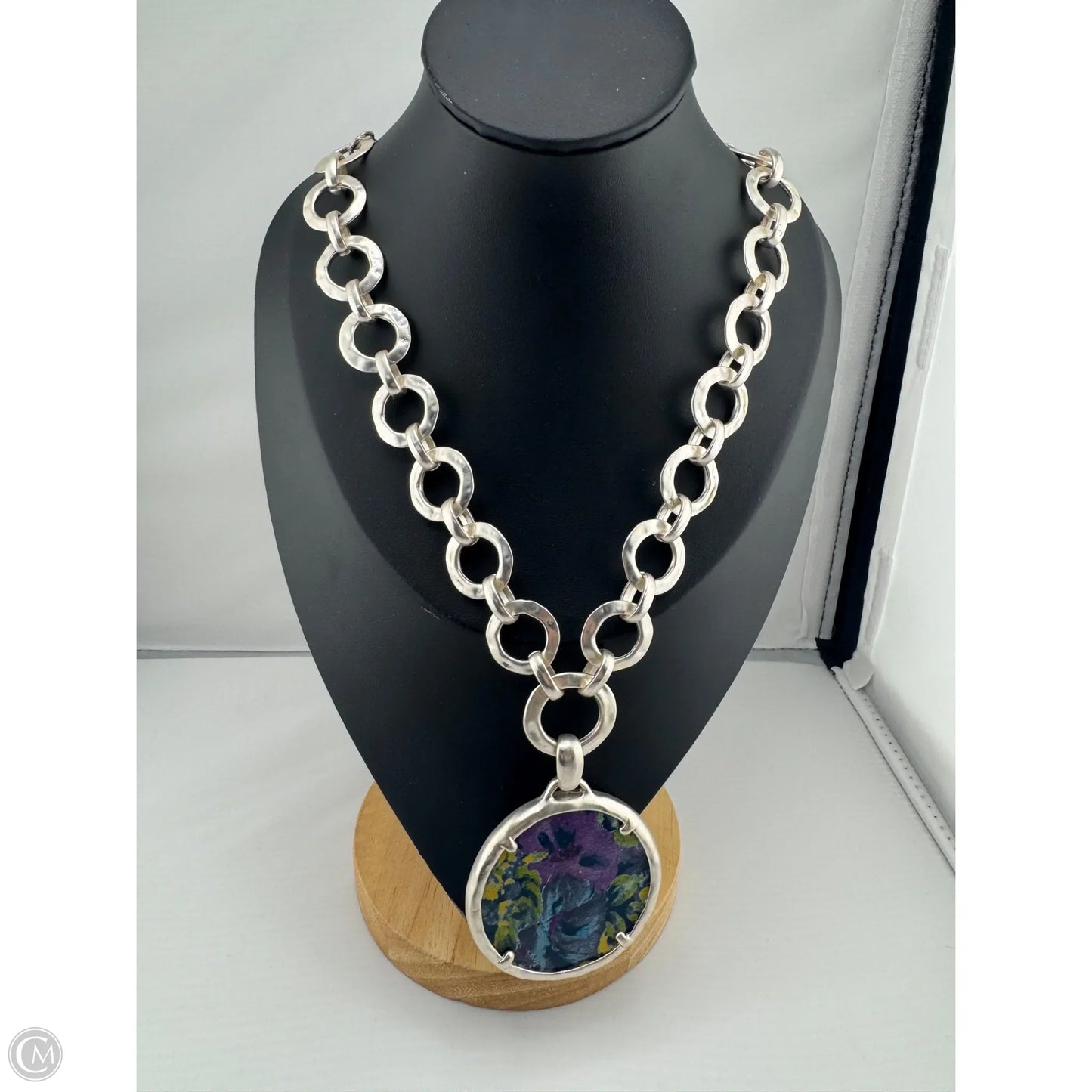 Necklace Designer By Patricia Nash