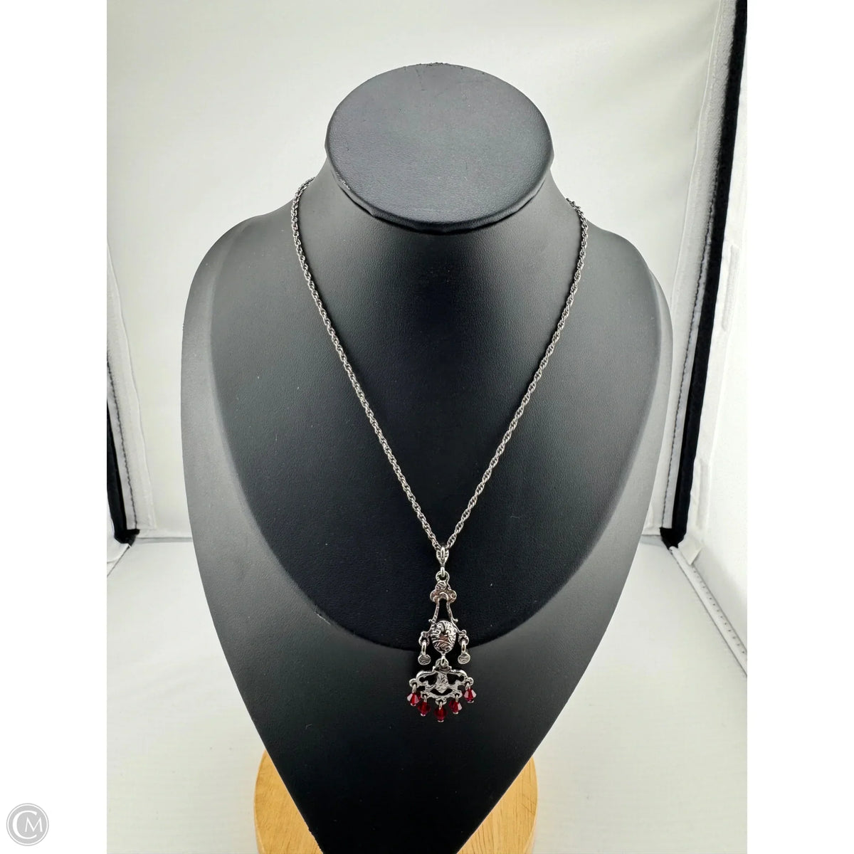 Necklace Lariat & Y-drop By Clothes Mentor