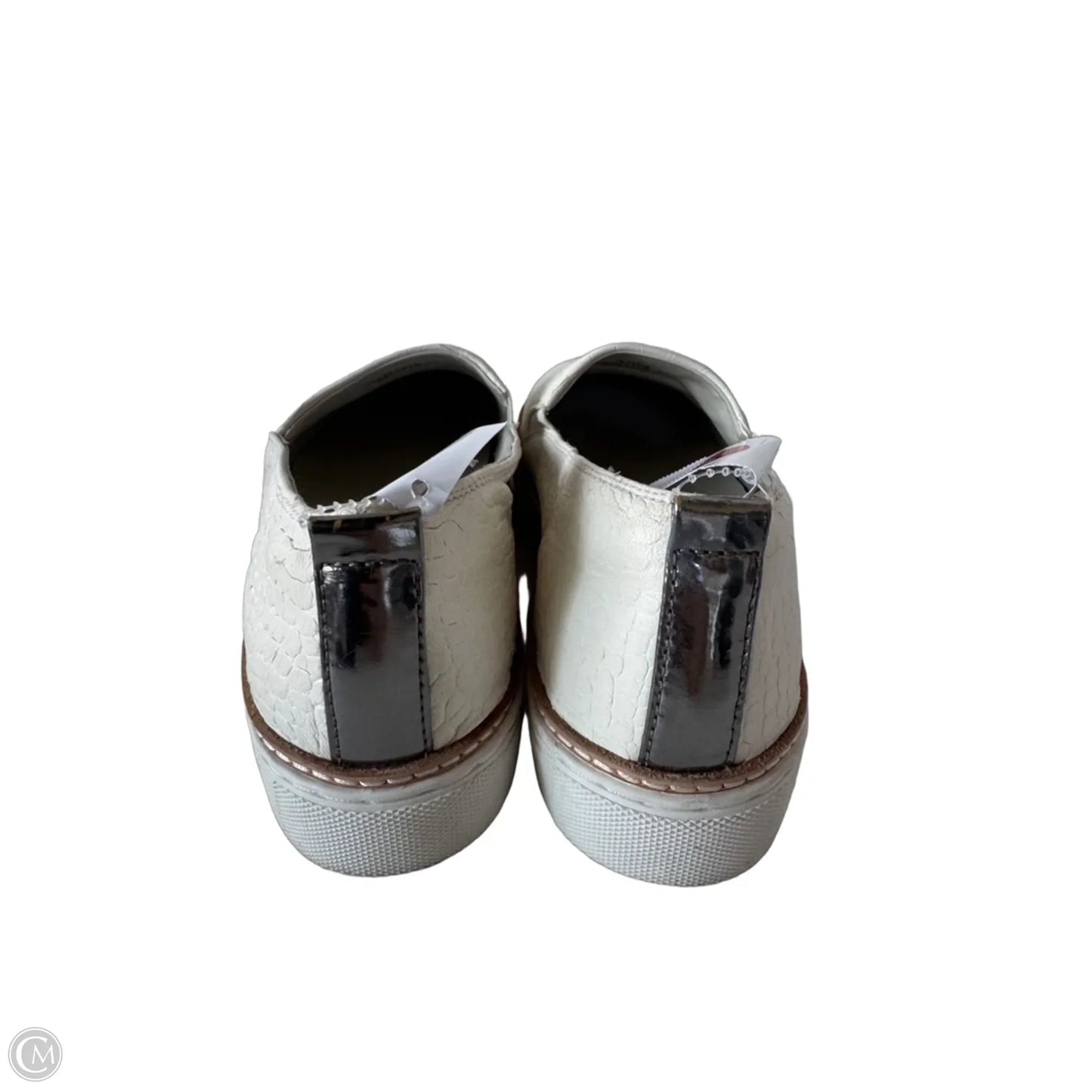 Shoes Flats By Johnston & Murphy In Cream, Size: 6.5