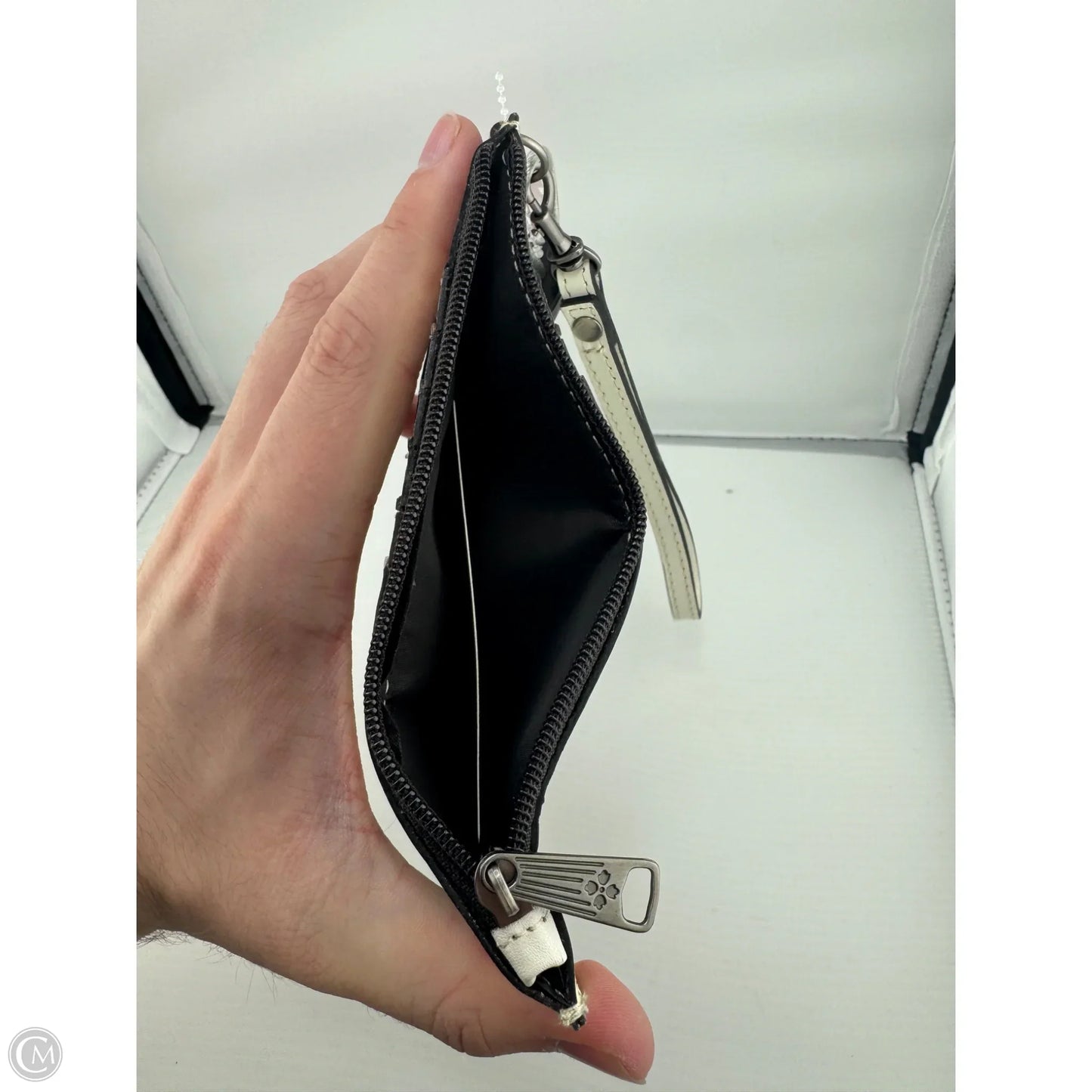Wallet Designer By Patricia Nash, Size: Small