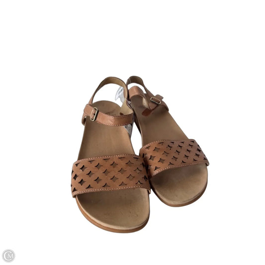 Sandals Flats By Dansko In Brown, Size: 8.5