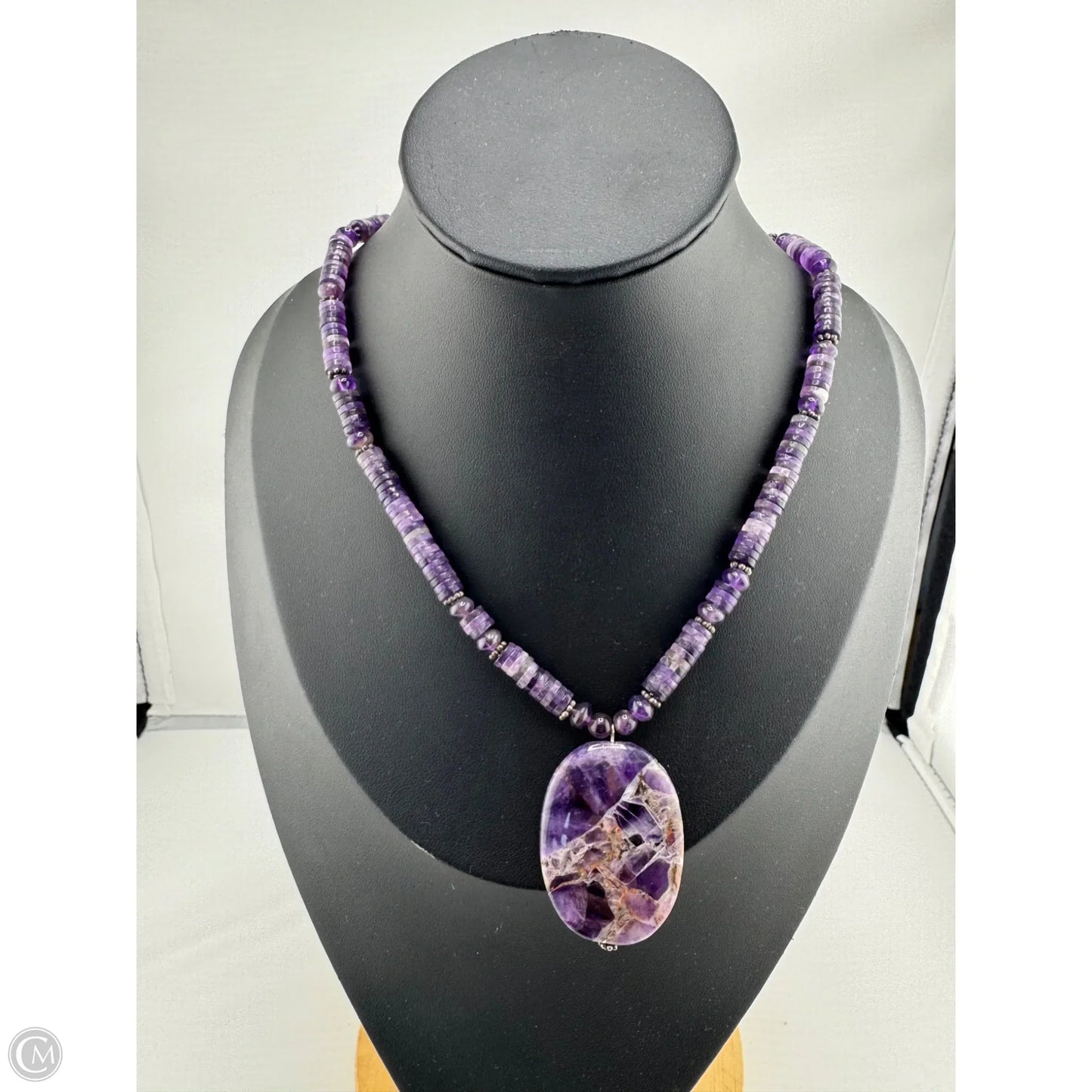 Necklace Pendant By Clothes Mentor