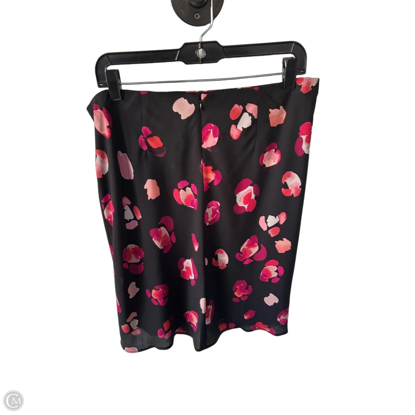 Skirt Mini & Short By Cabi In Black & Pink, Size: L