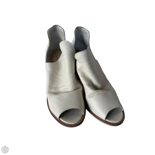 Sandals Heels Block By Chinese Laundry In Cream, Size: 7
