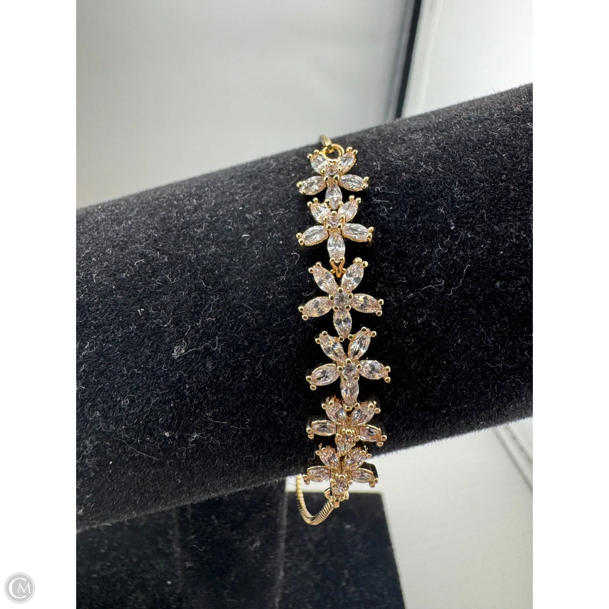 Bracelet Other By Clothes Mentor