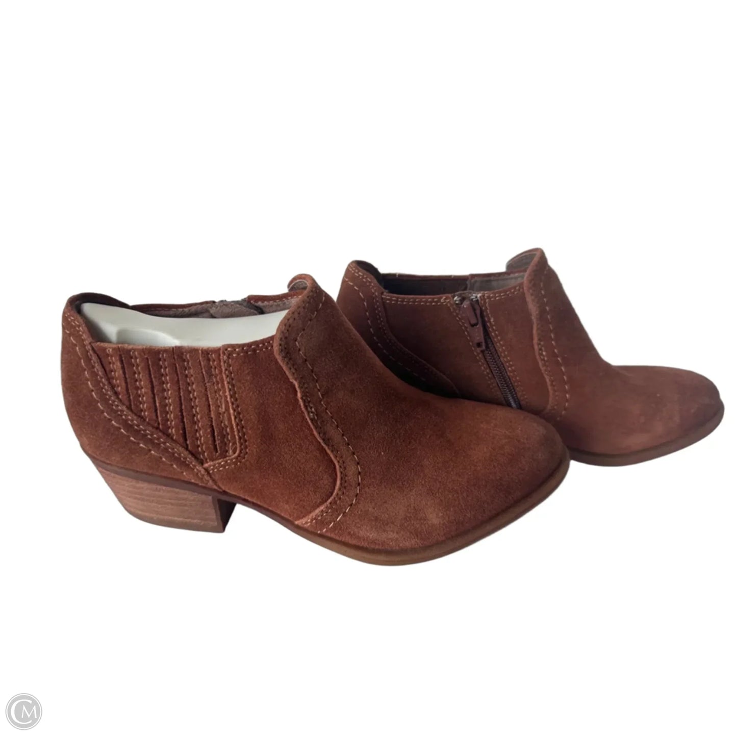 Boots Ankle Heels By Earth In Brown, Size: 6.5