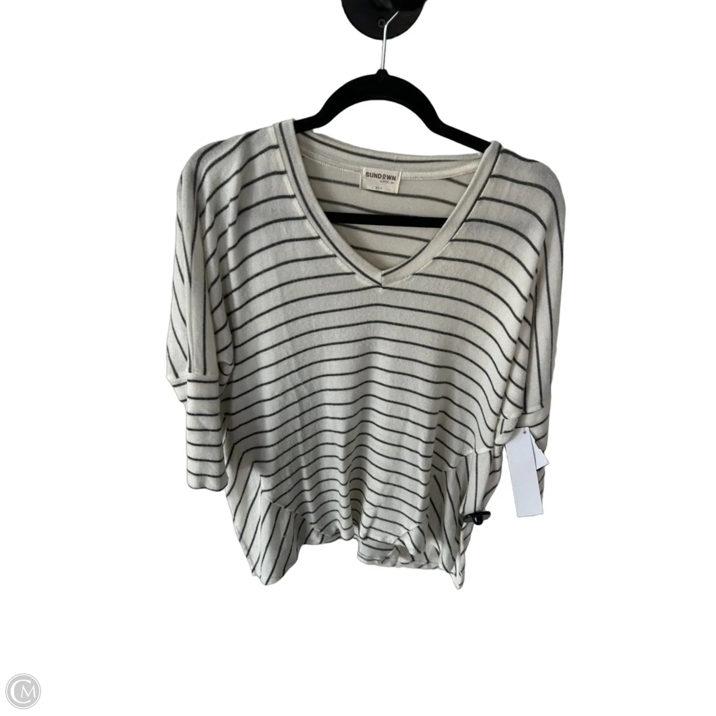 Sweater By Cma In Grey & White, Size: Xs