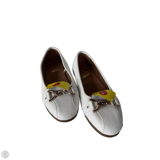 Shoes Flats By Aerosoles In Gold & White, Size: 7