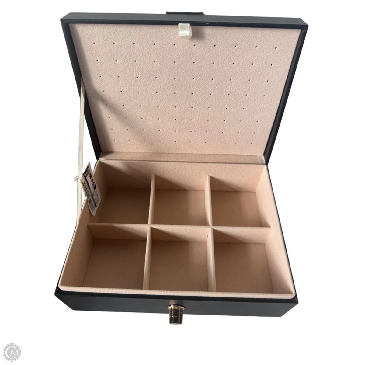 Jewelry Case By Clothes Mentor, Size: Medium