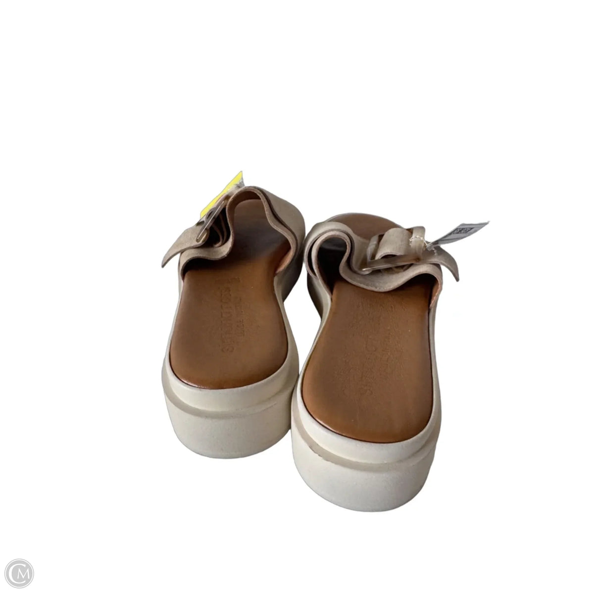 Sandals Flats By Cmb In Tan, Size: 8