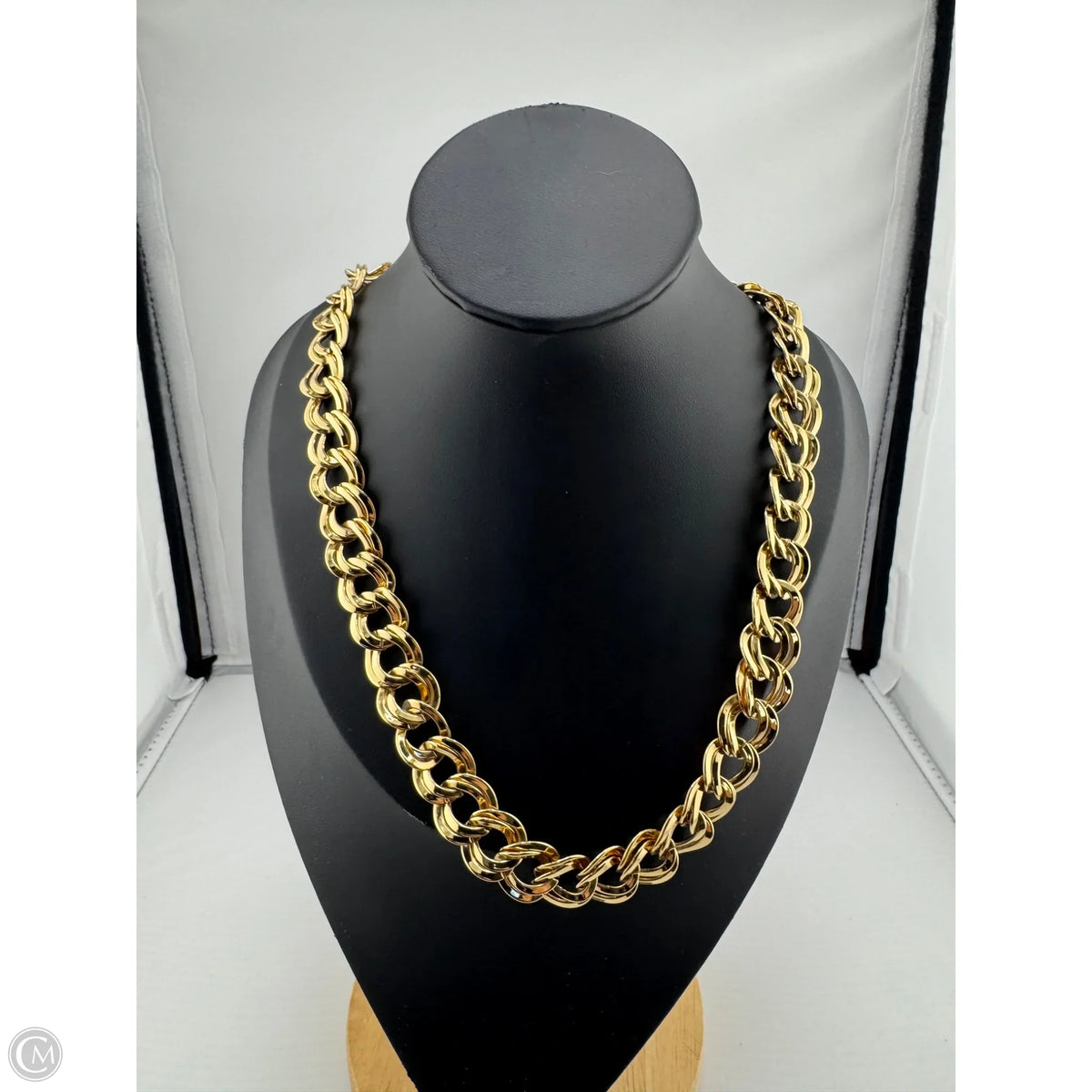 Necklace Choker & Collar By Monet
