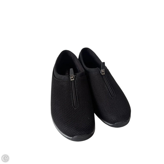 Shoes Flats By Aerosoles In Black, Size: 7