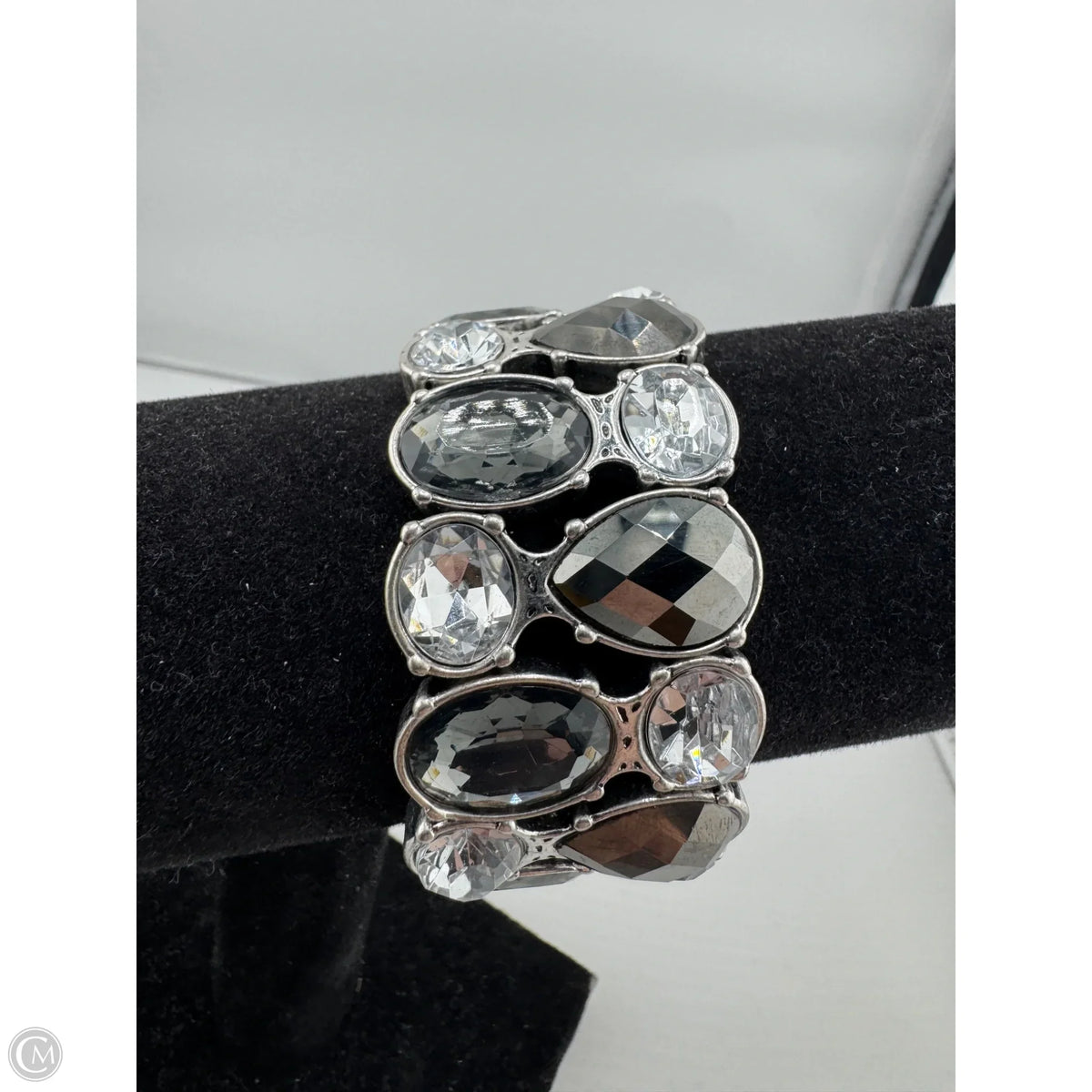Bracelet Bangle By Clothes Mentor
