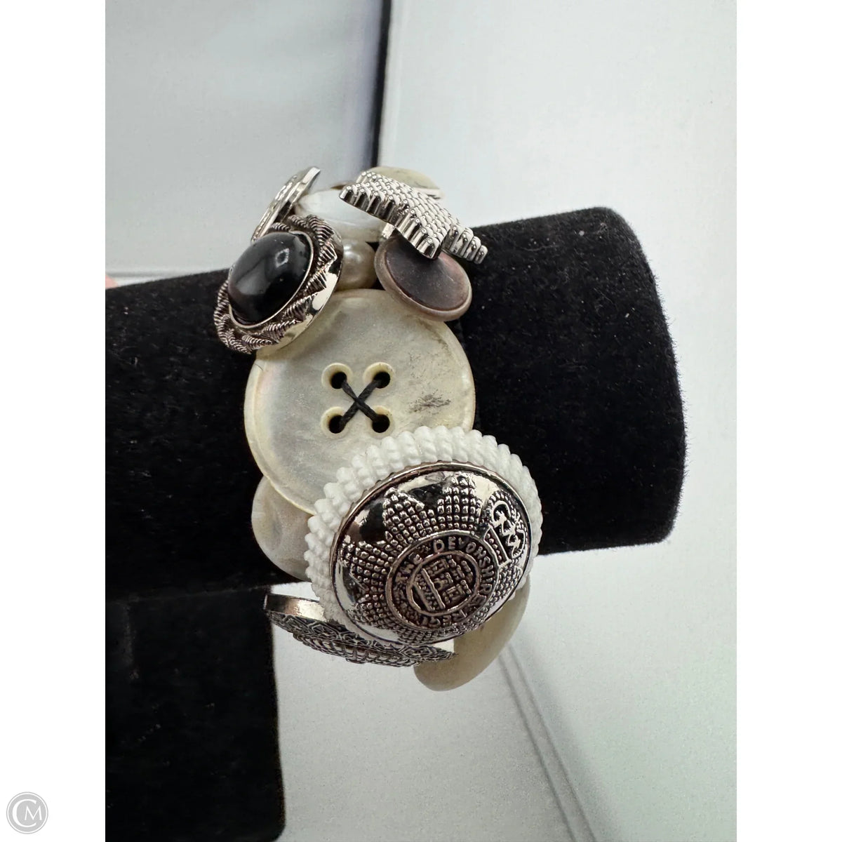 Bracelet Bangle By Clothes Mentor
