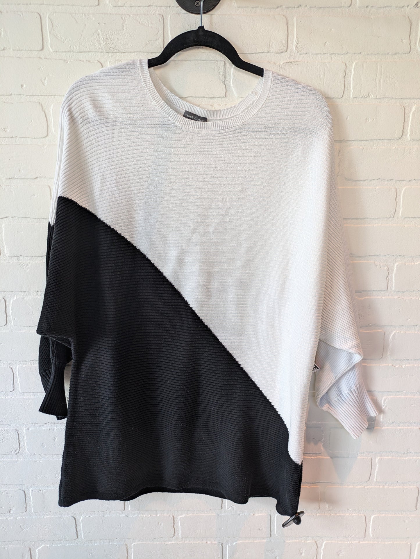 Sweater By Vince Camuto In White Black, Size: L