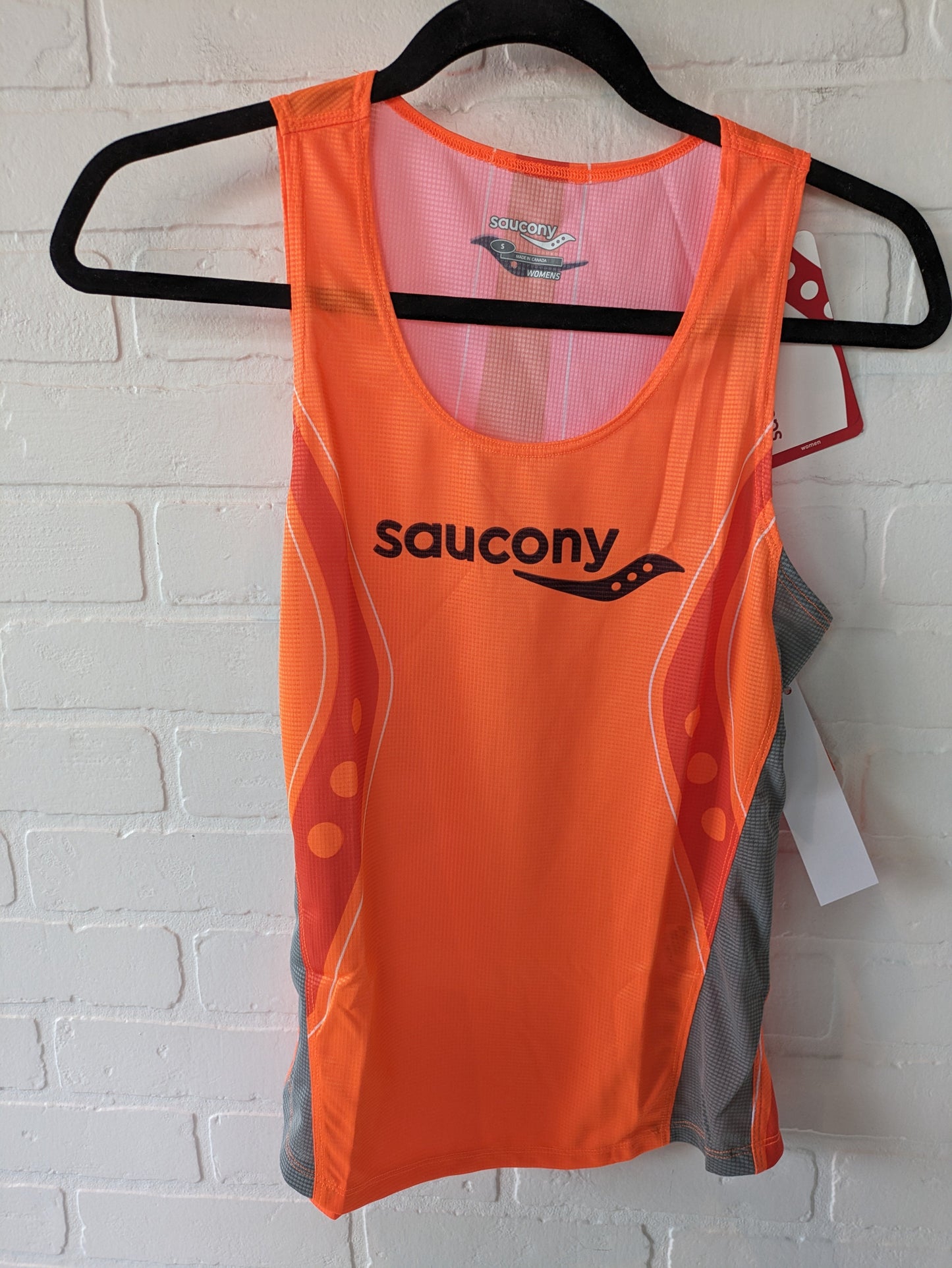 Athletic Tank Top By Saucony  Size: S