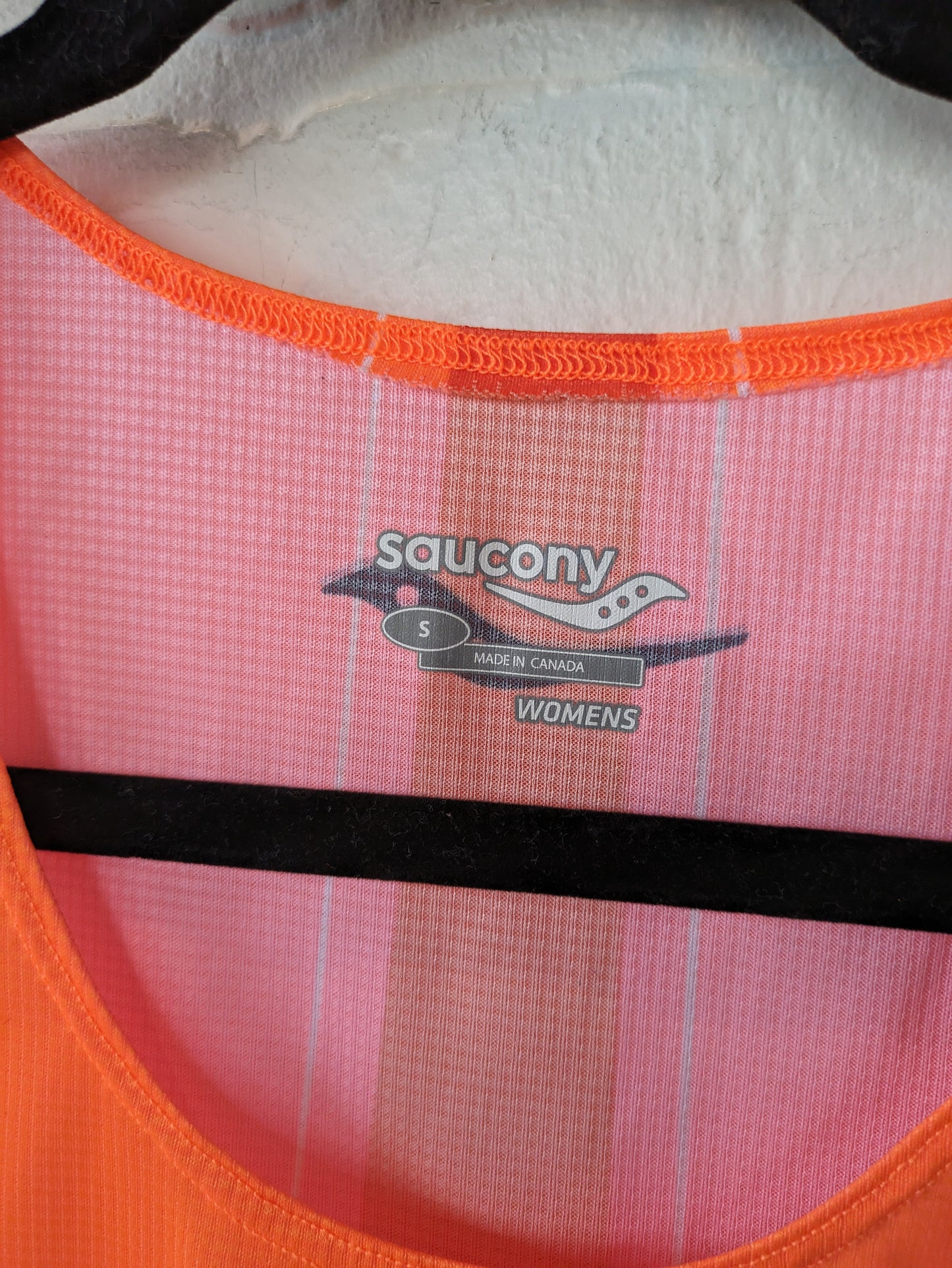 Athletic Tank Top By Saucony  Size: S