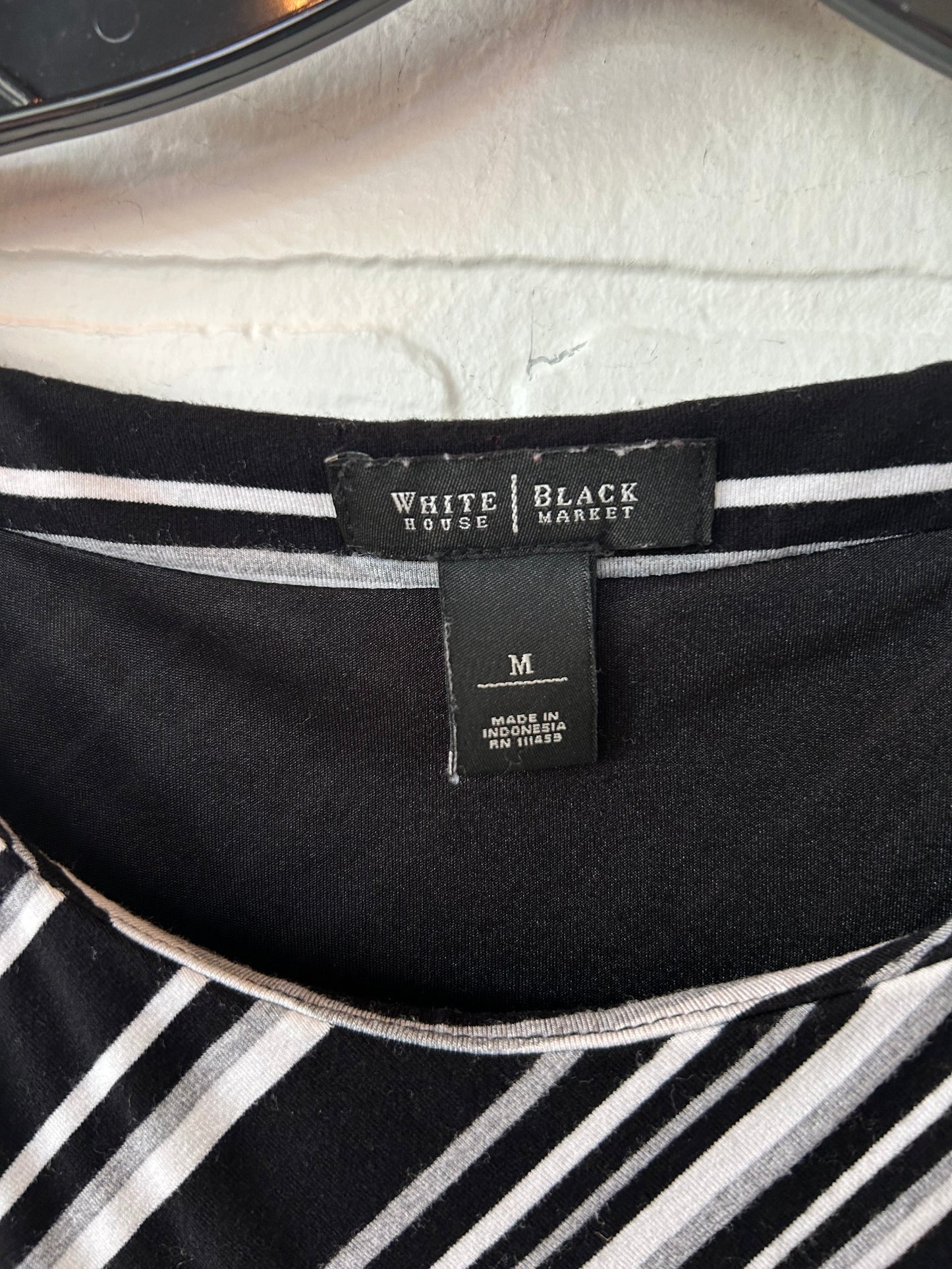 Dress Casual Short By White House Black Market  Size: M