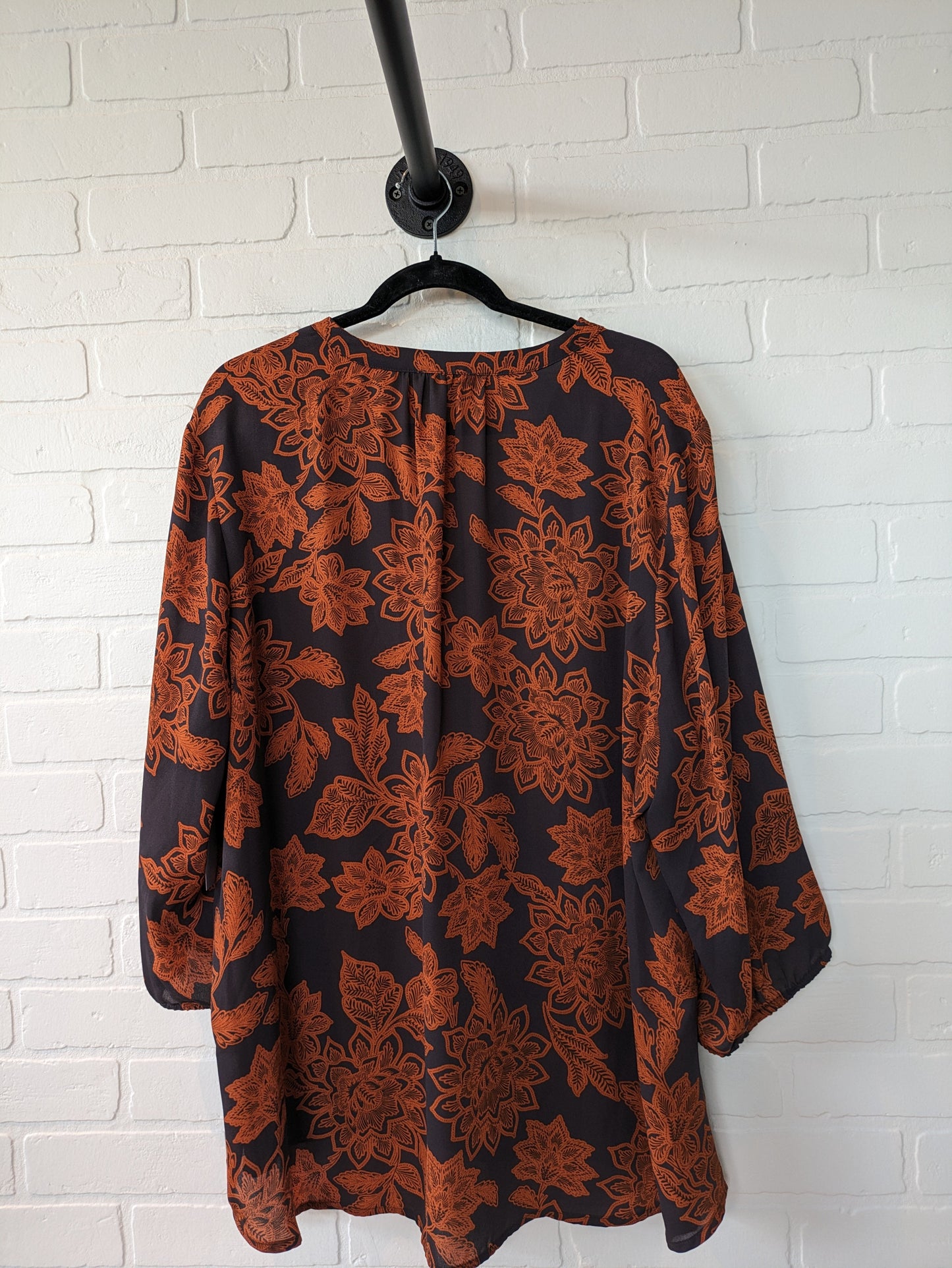 Top Long Sleeve By Maurices  Size: 3x