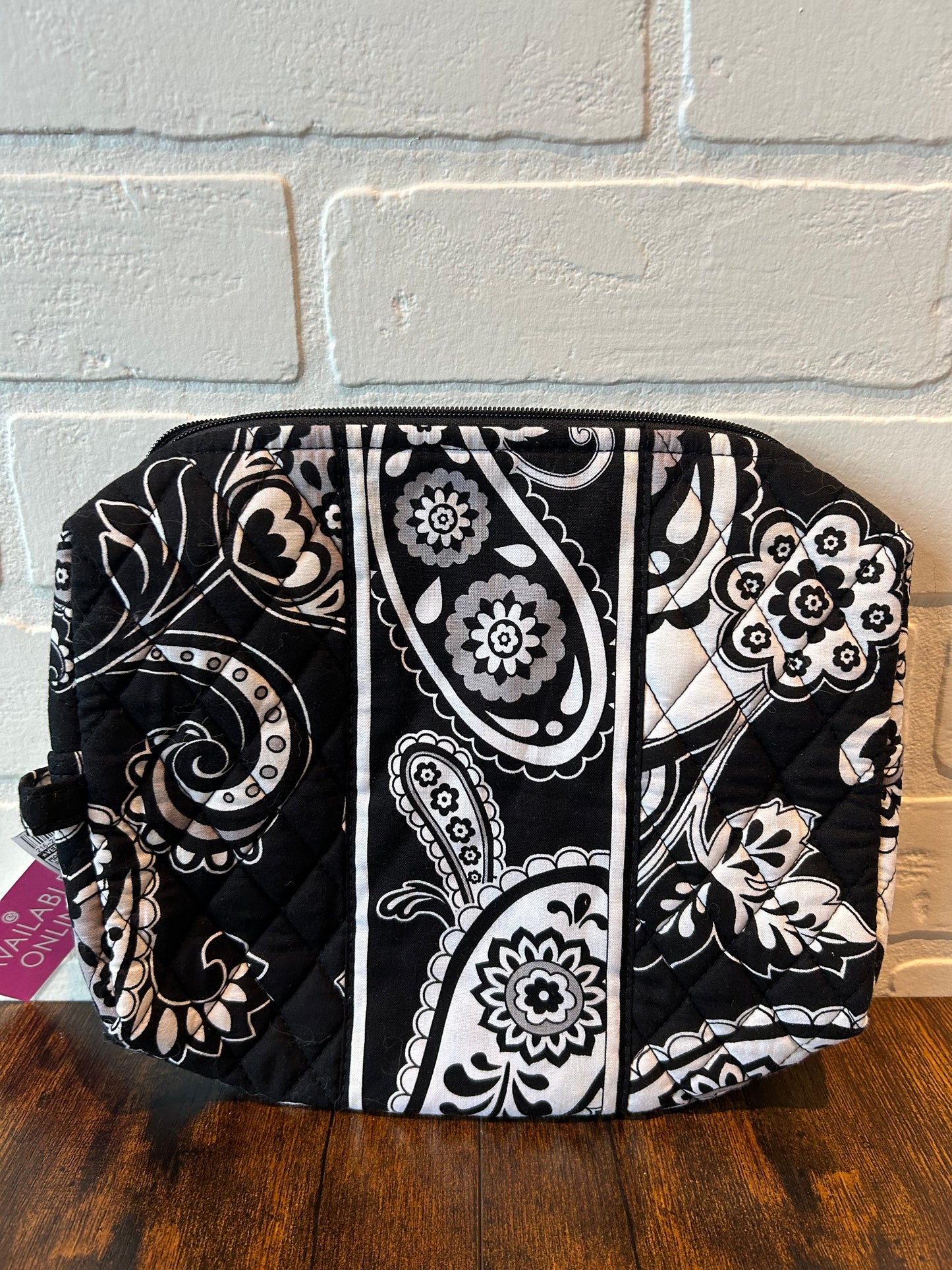 Makeup Bag By Vera Bradley  Size: Large