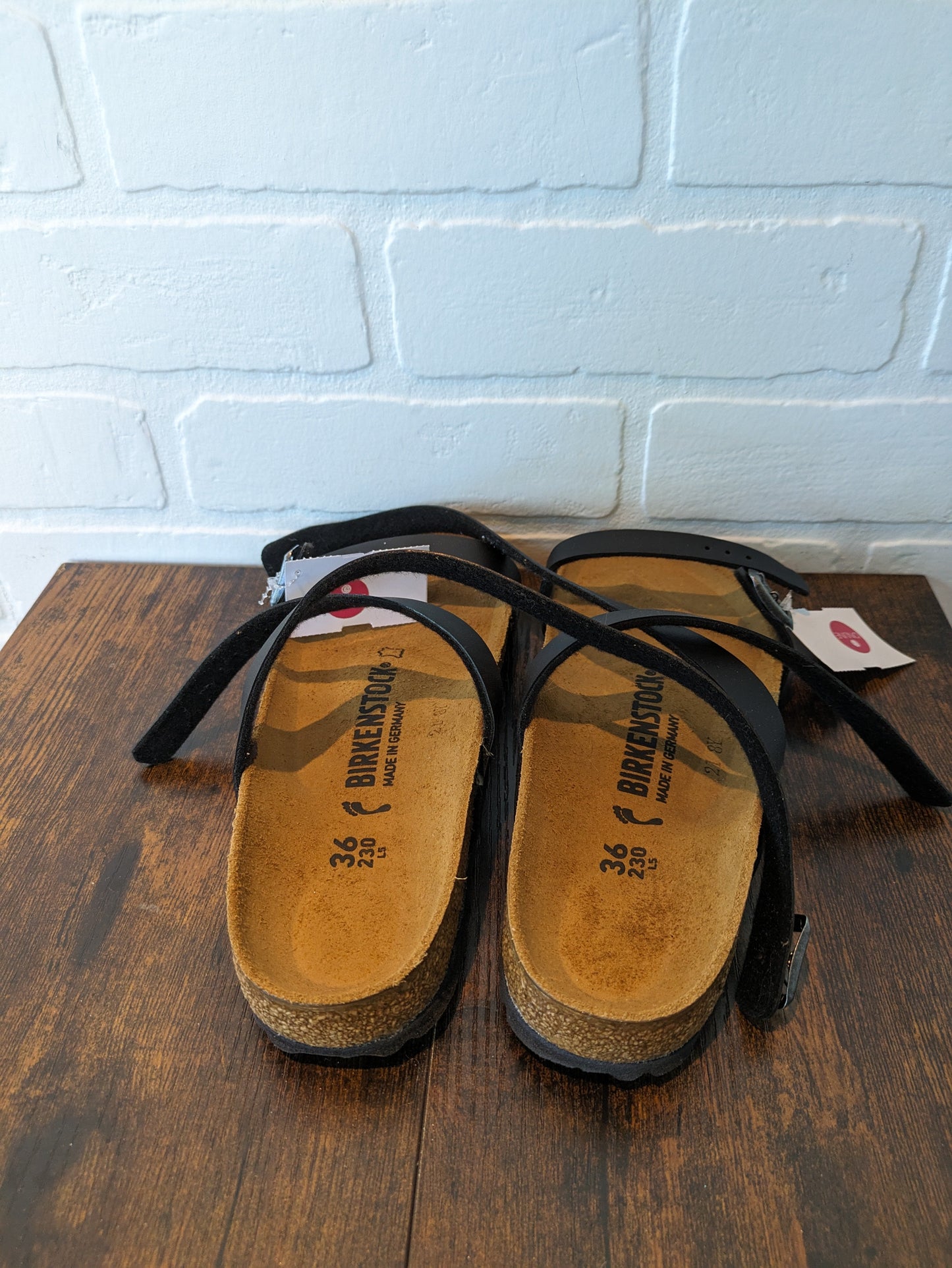Brown Sandals Flats Birkenstock, Size 5.5