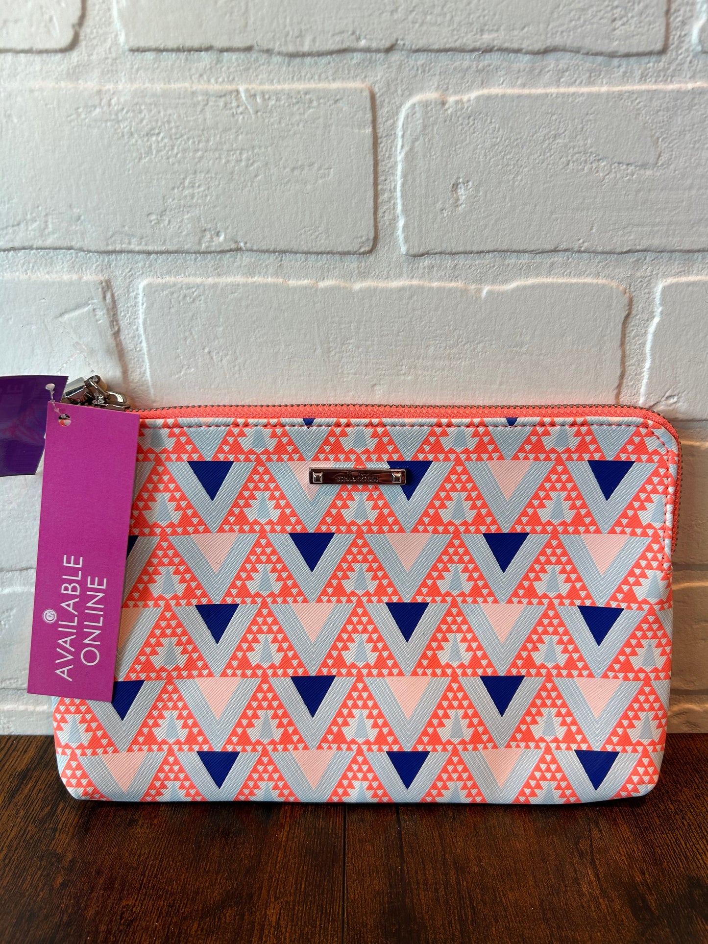 Clutch By Stella And Dot  Size: Medium