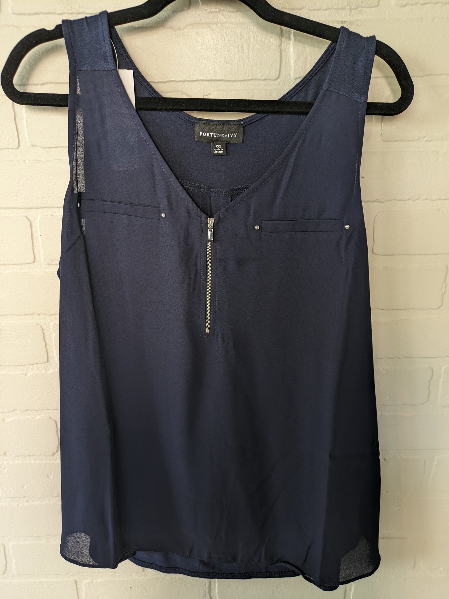 Top Sleeveless By Fortune & Ivy  Size: 1x