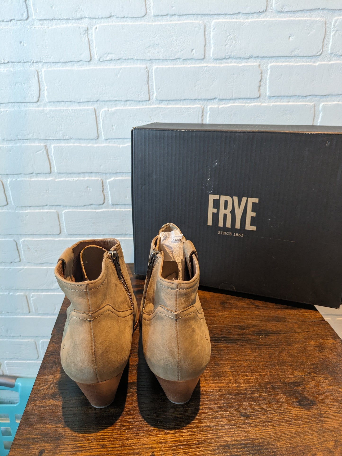 Brown Boots Designer Frye, Size 11