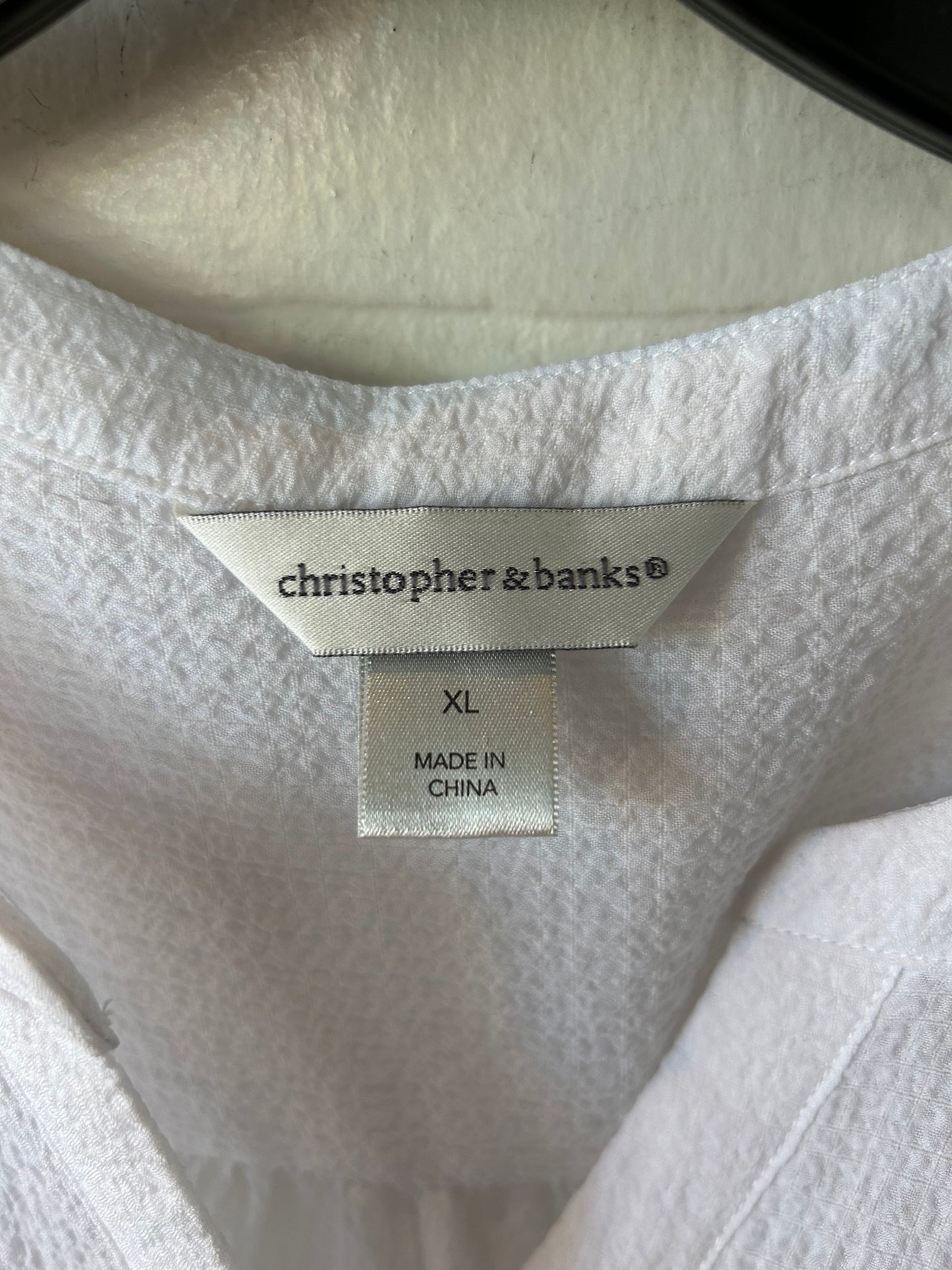 Top Short Sleeve By Christopher And Banks In White, Size: Xl