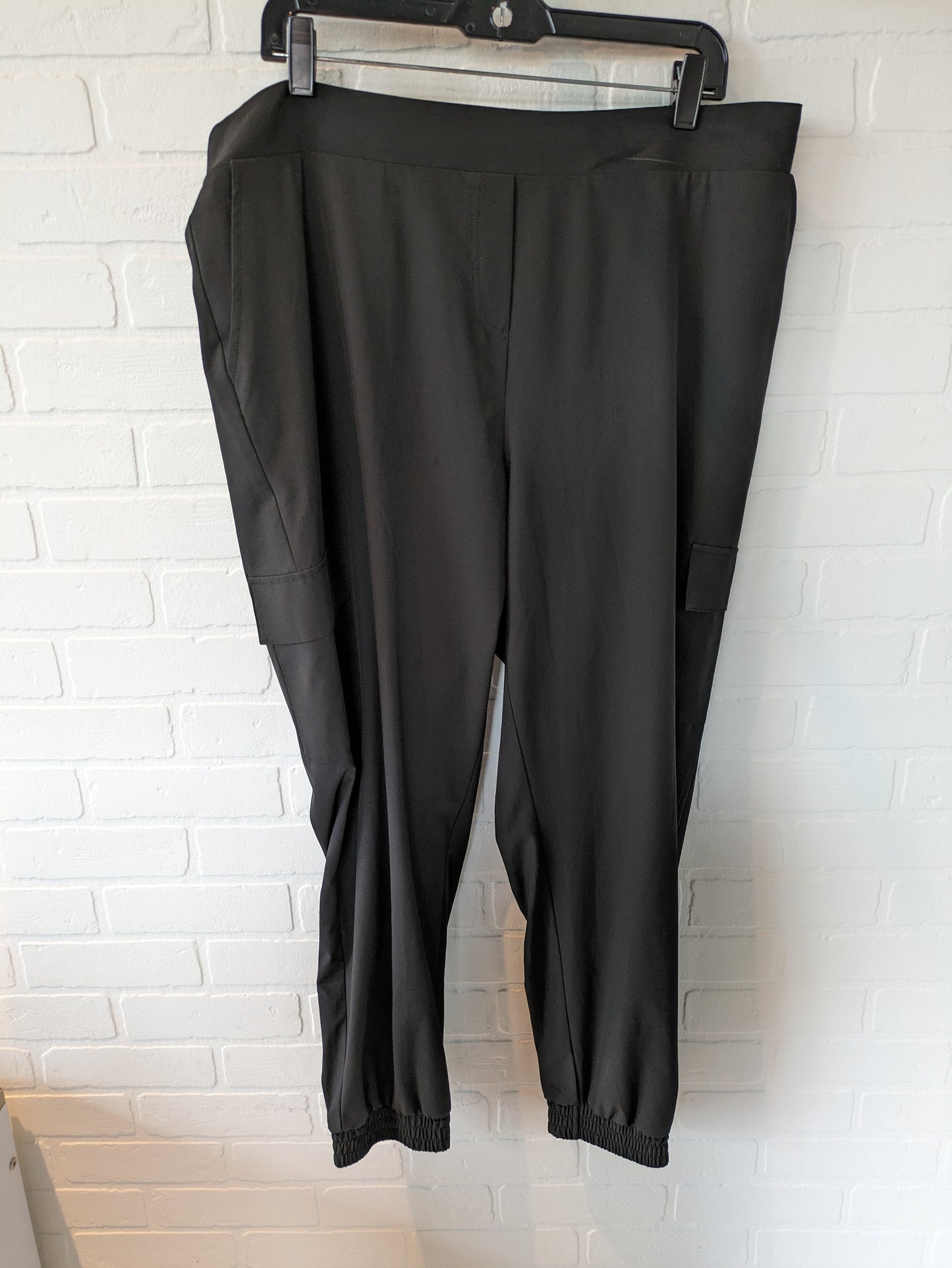 Black Pants Joggers Calvin Klein, Size 16