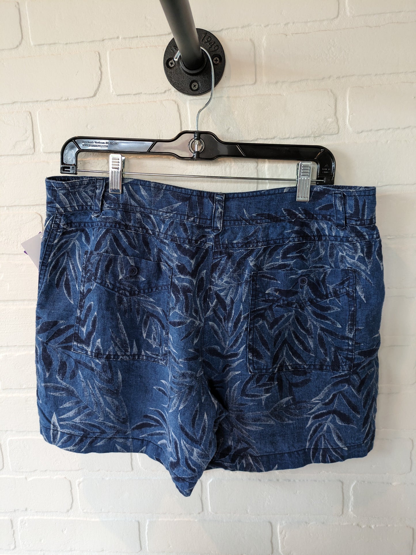 Blue Shorts Tommy Bahama, Size 10