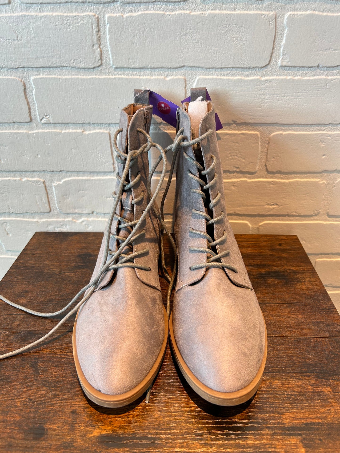 Grey Boots Mid-calf Flats Clothes Mentor, Size 9.5