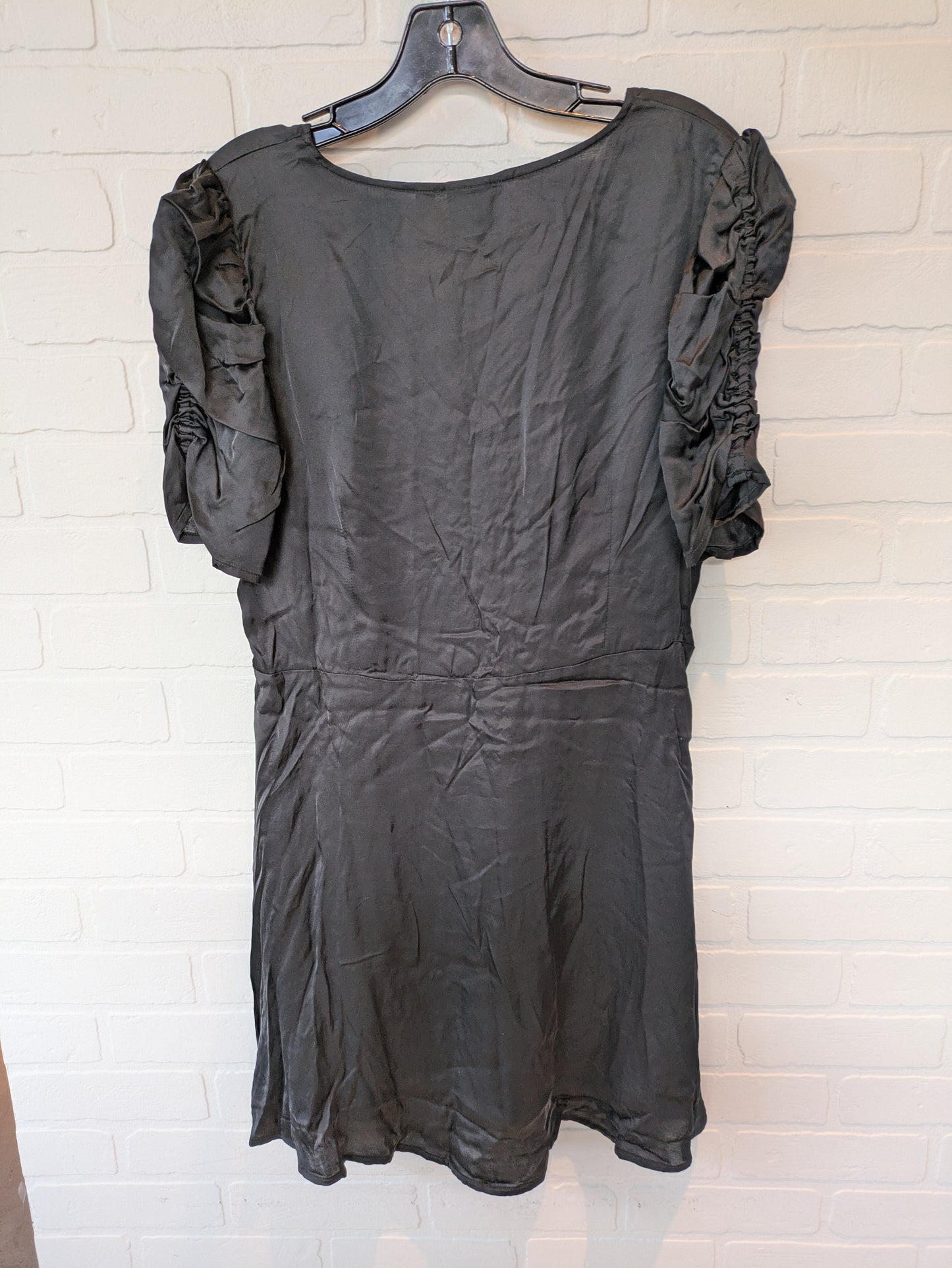 Black Dress Casual Short Gap, Size L