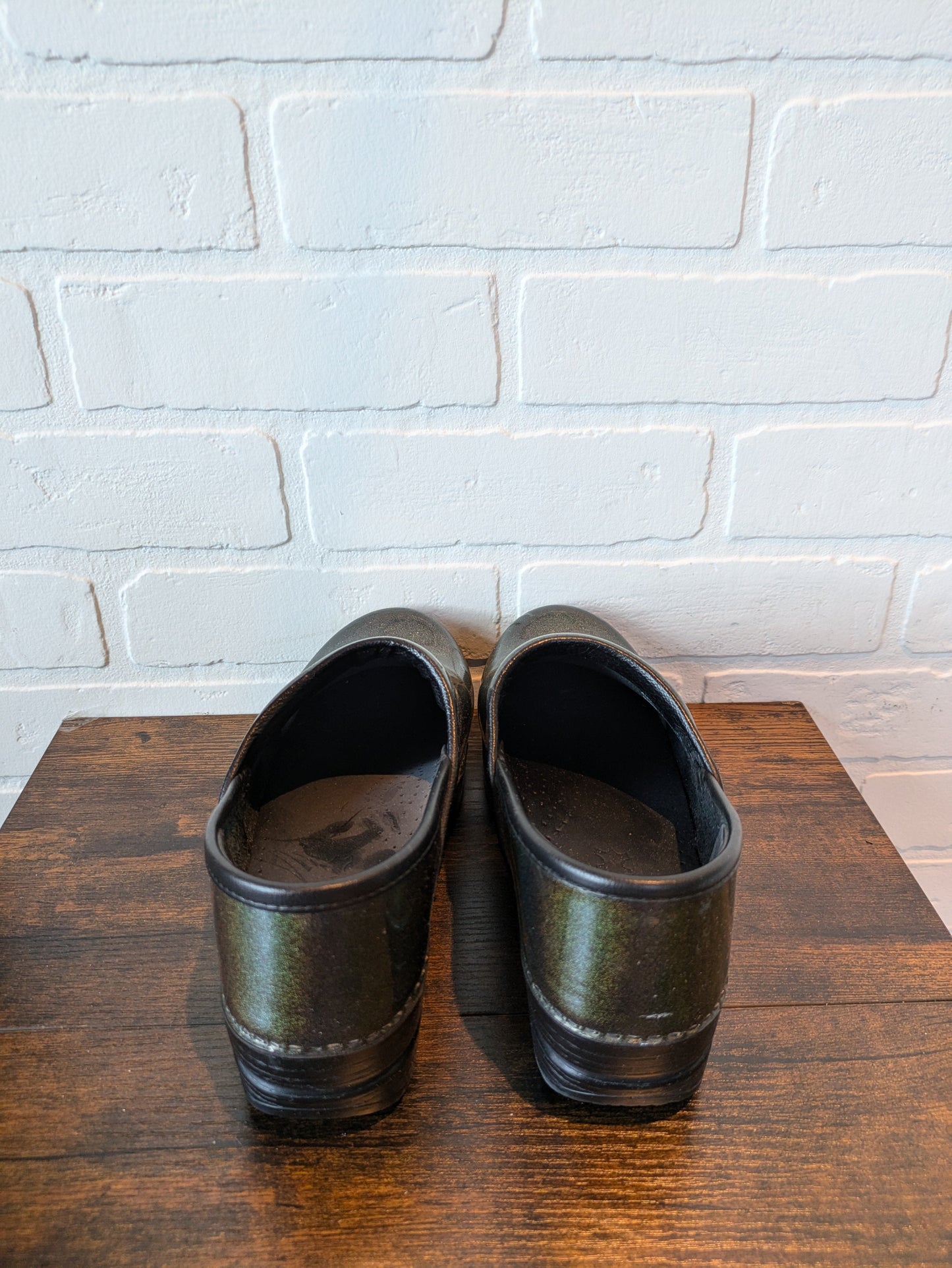 Multi-colored Shoes Flats Dansko, Size 7.5