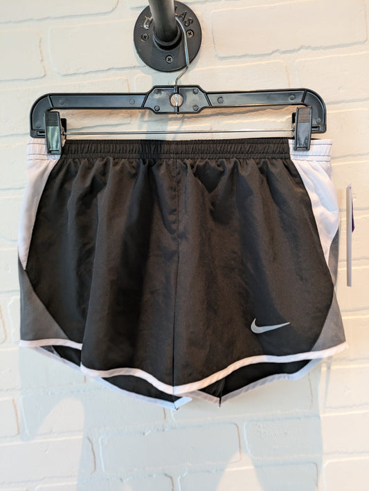 Black & White Athletic Shorts Nike, Size 6