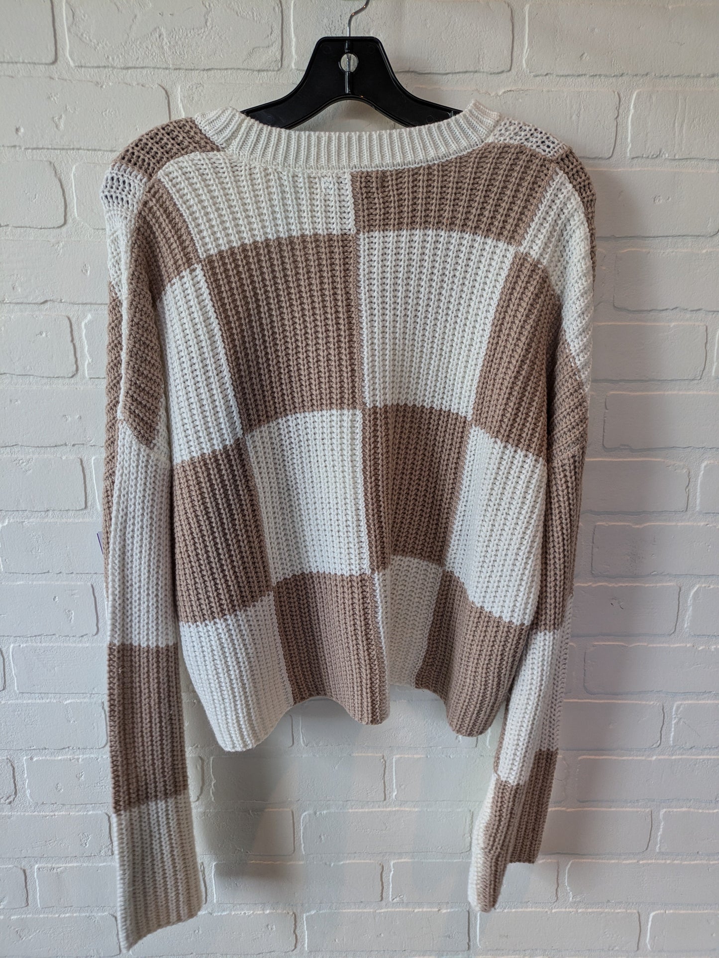Brown & White Sweater Clothes Mentor, Size M