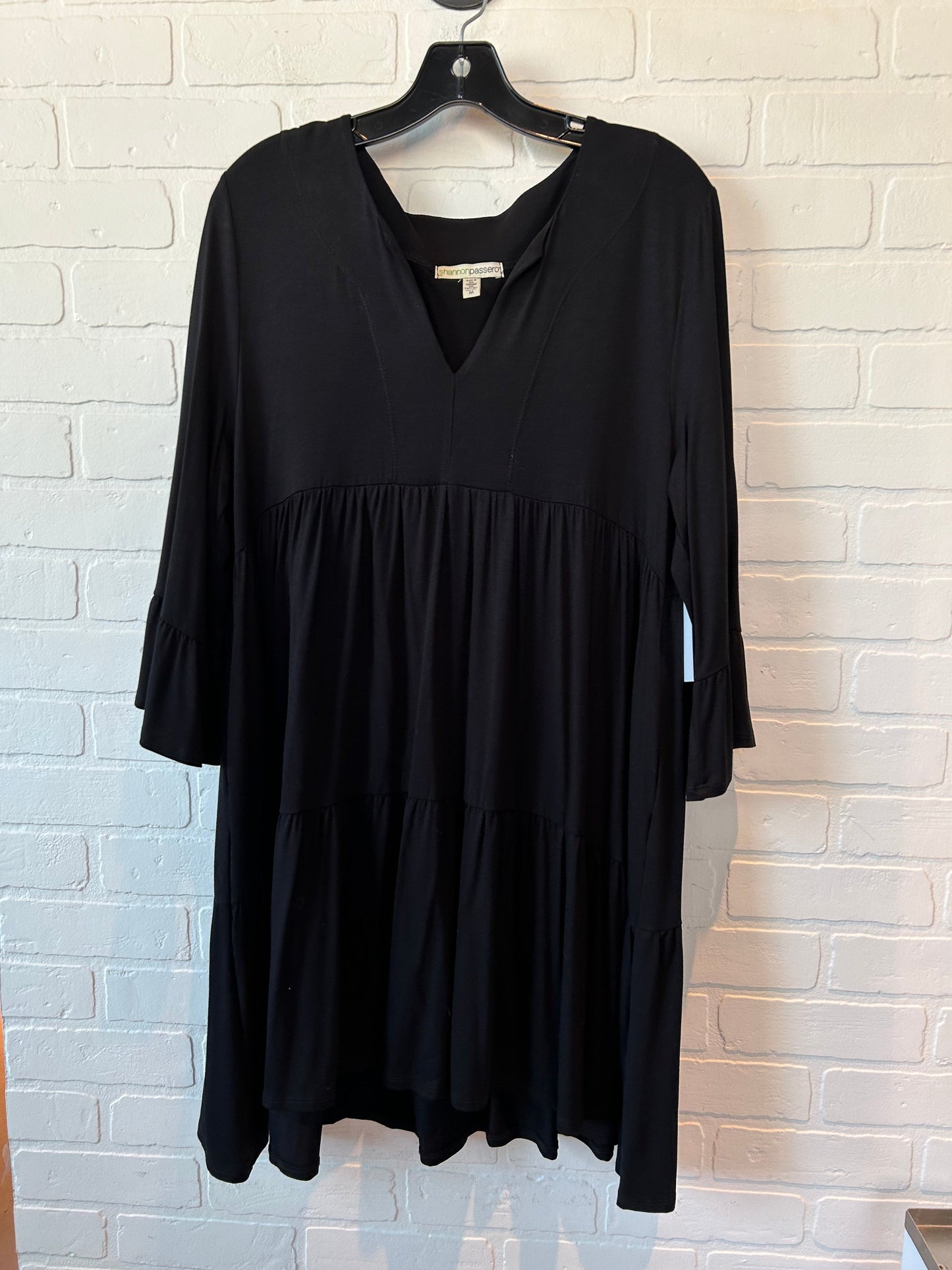 Black Dress Casual Short Shannon Passero, Size M
