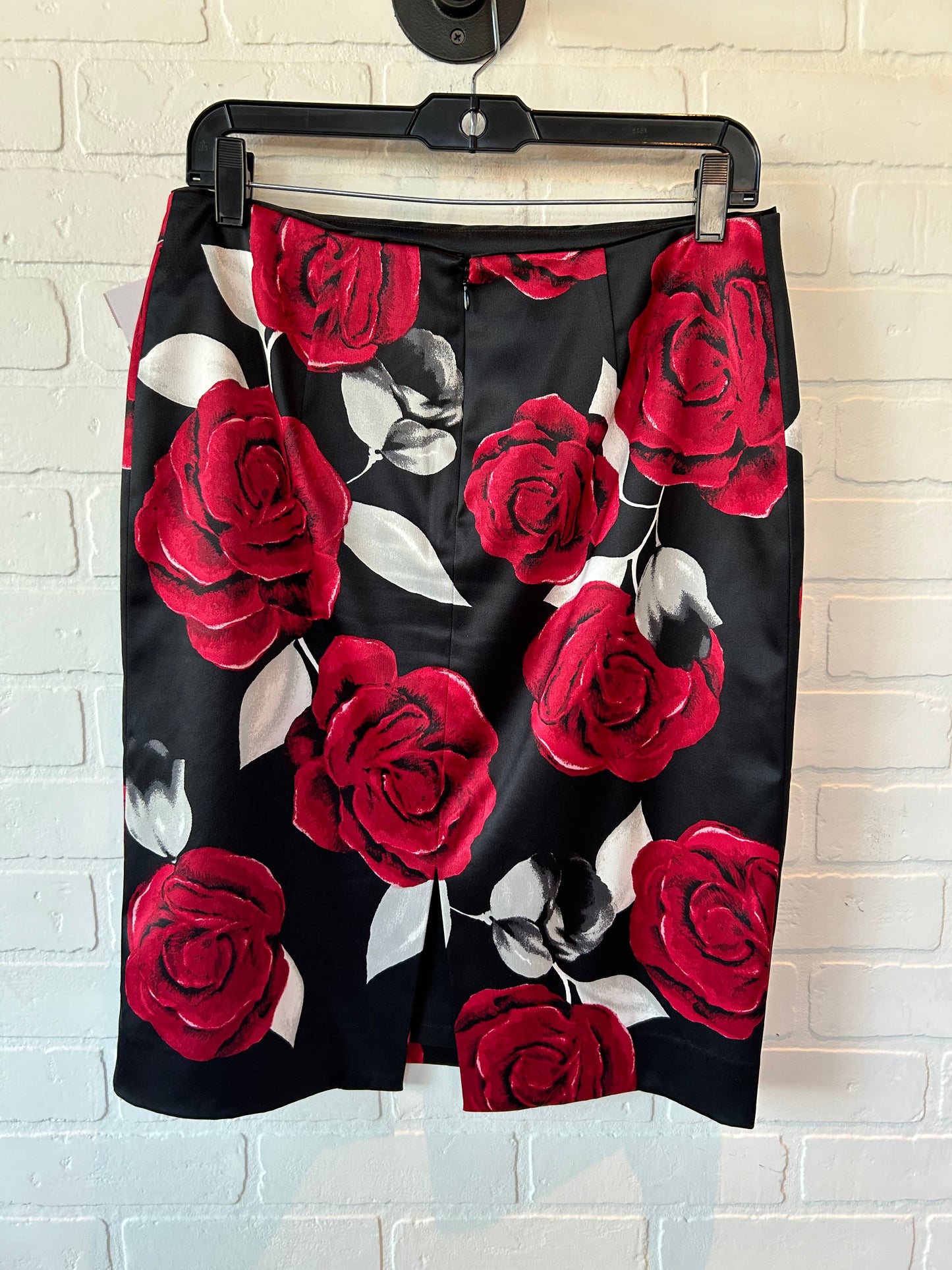 Black & Red Skirt Midi White House Black Market, Size 6