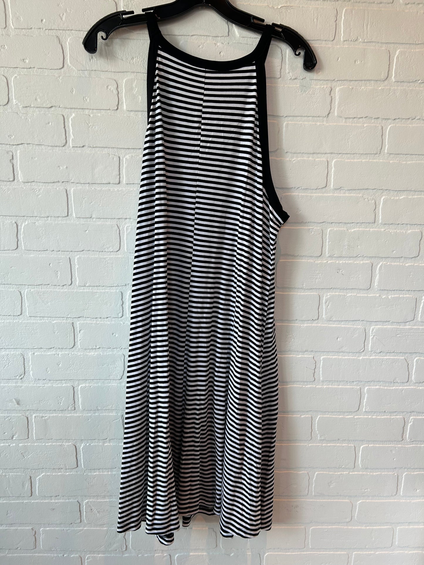 Black & White Dress Casual Short Old Navy, Size Xl