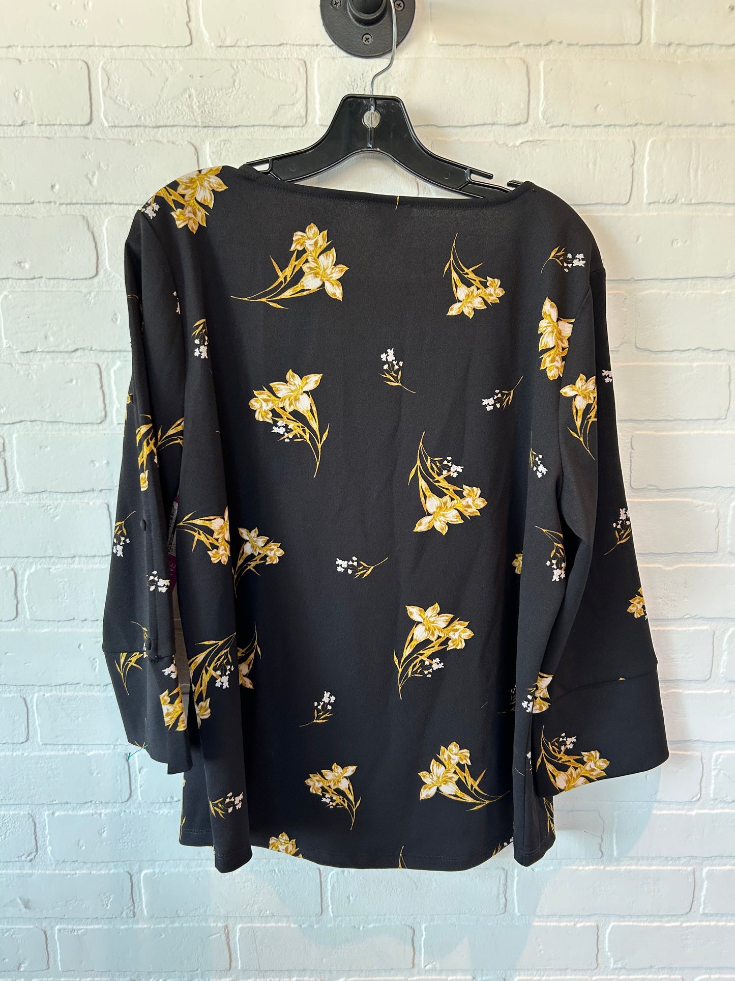 Black & Yellow Top Long Sleeve Ann Taylor, Size Xl