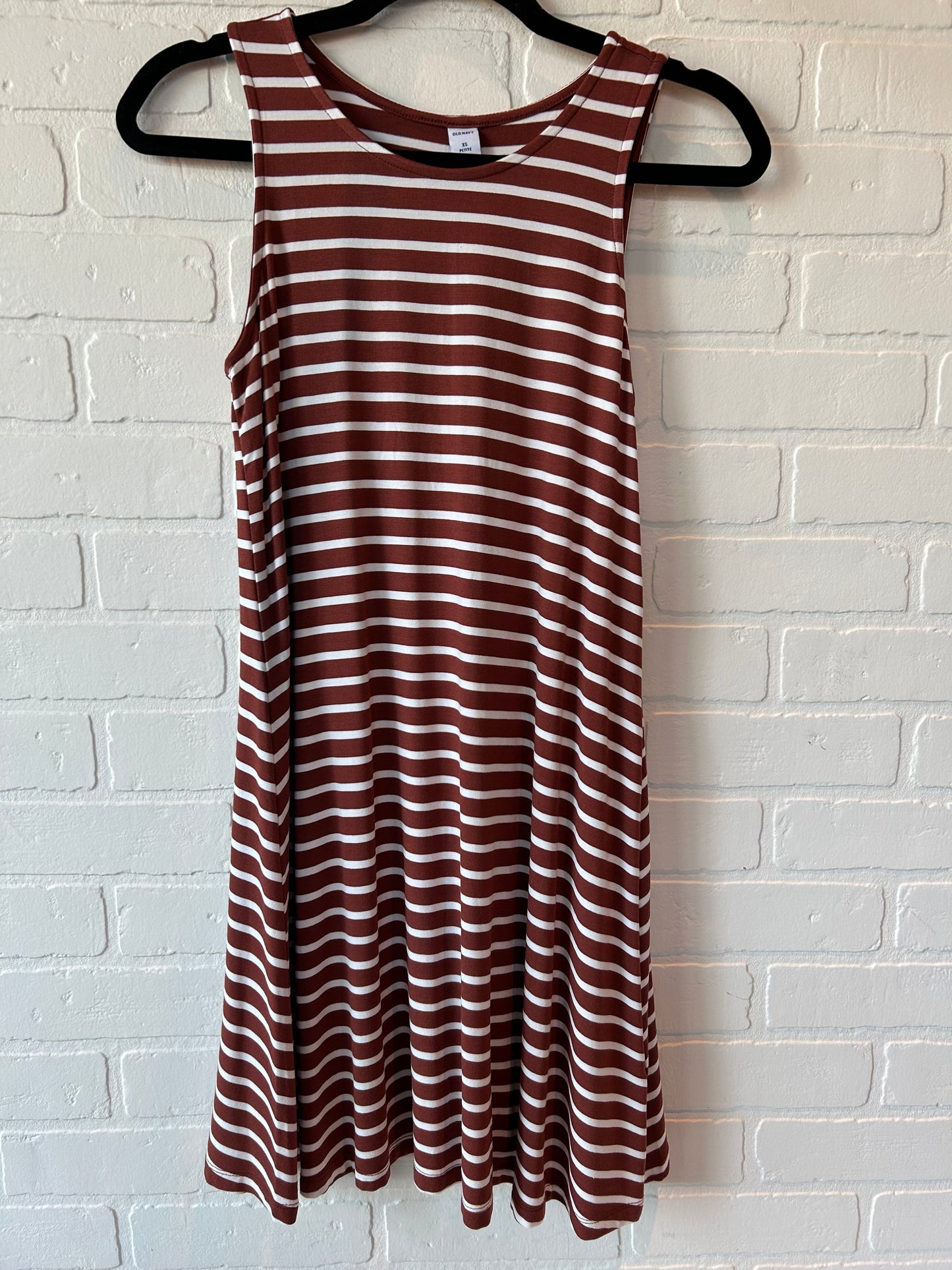 Brown & White Dress Casual Short Old Navy, Size Xs