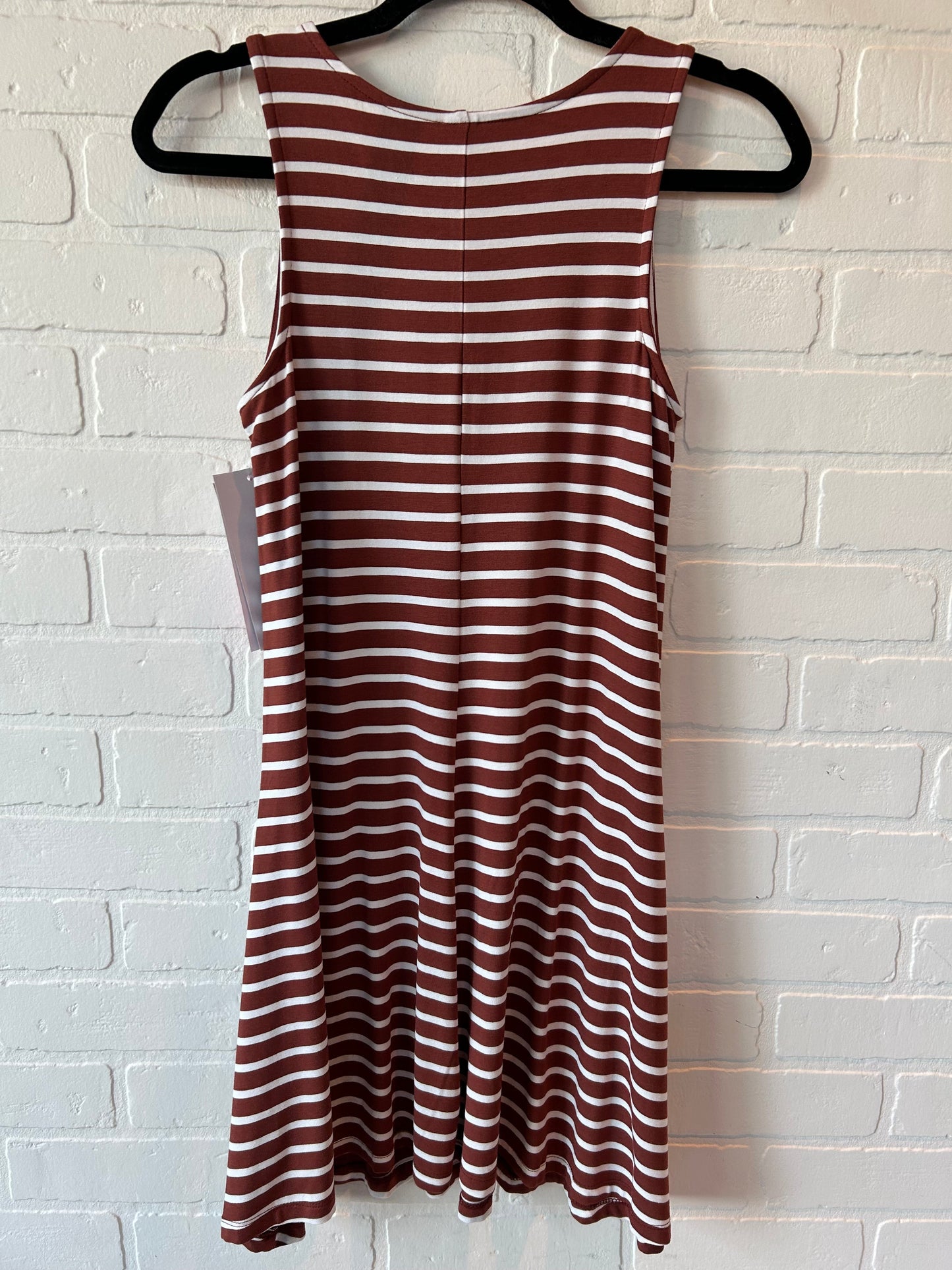 Brown & White Dress Casual Short Old Navy, Size Xs