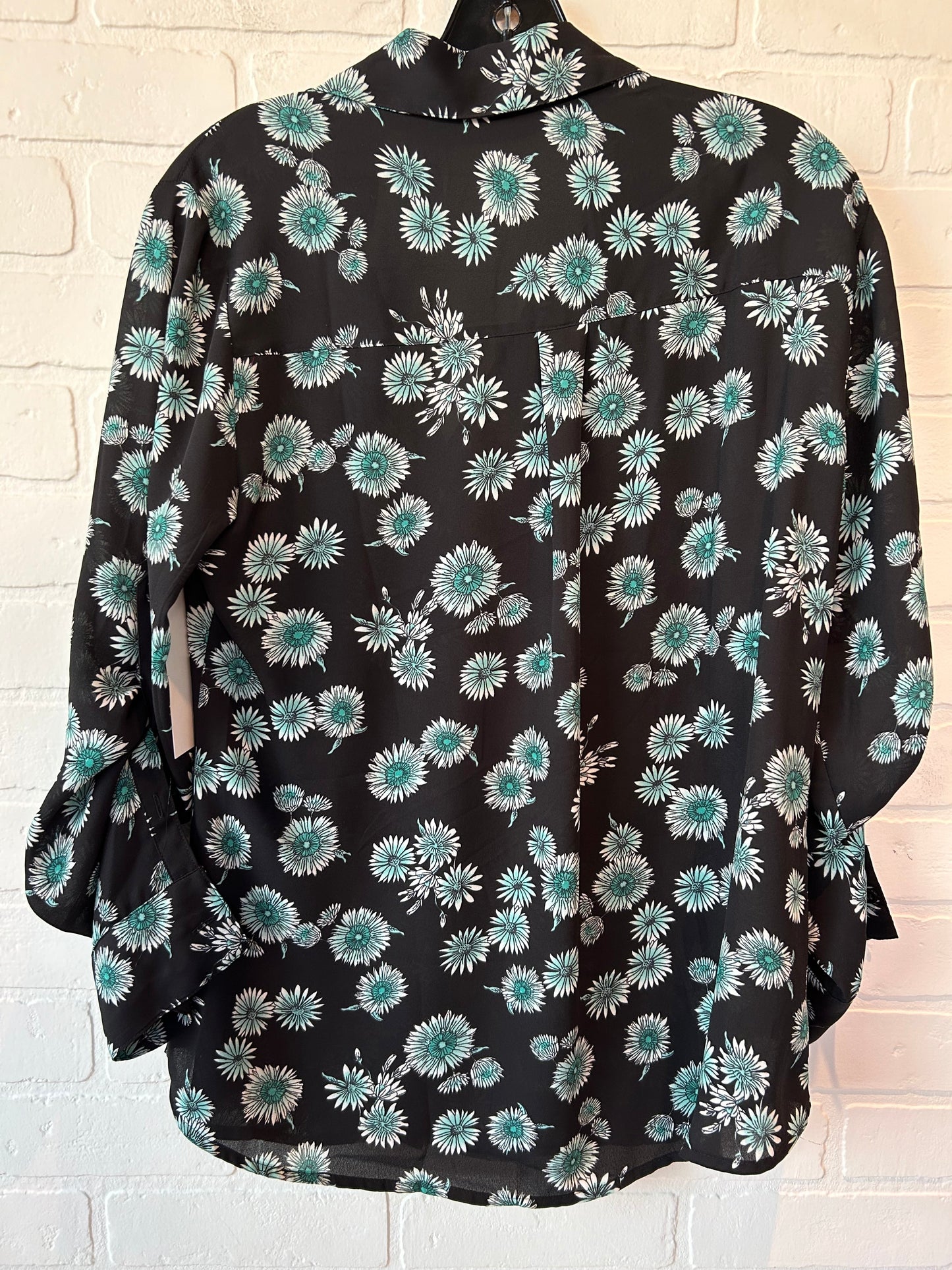 Black & Green Top Long Sleeve Express, Size M