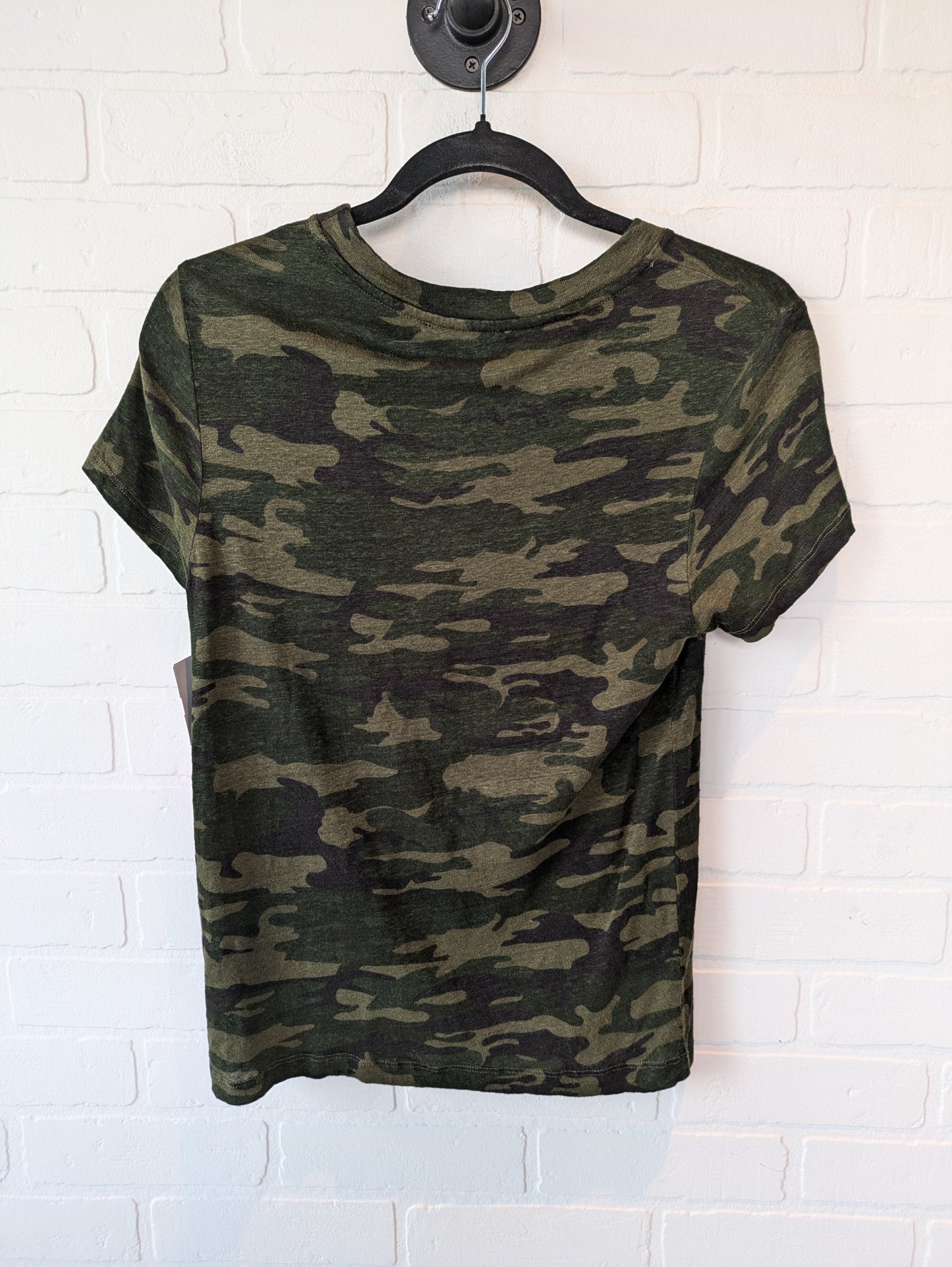 Camouflage Print Top Short Sleeve Basic Sanctuary, Size Xs